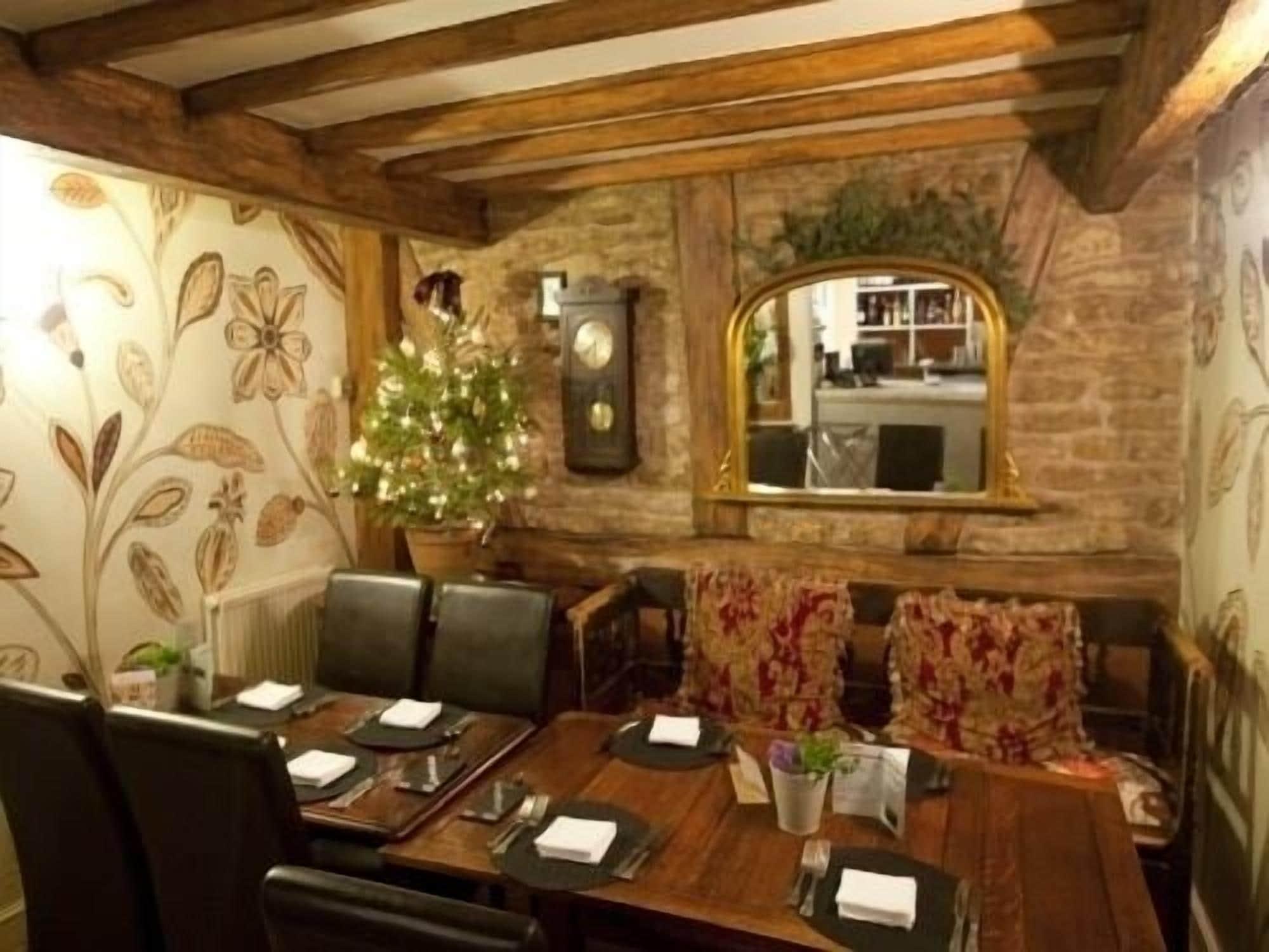 The Finchs Arms