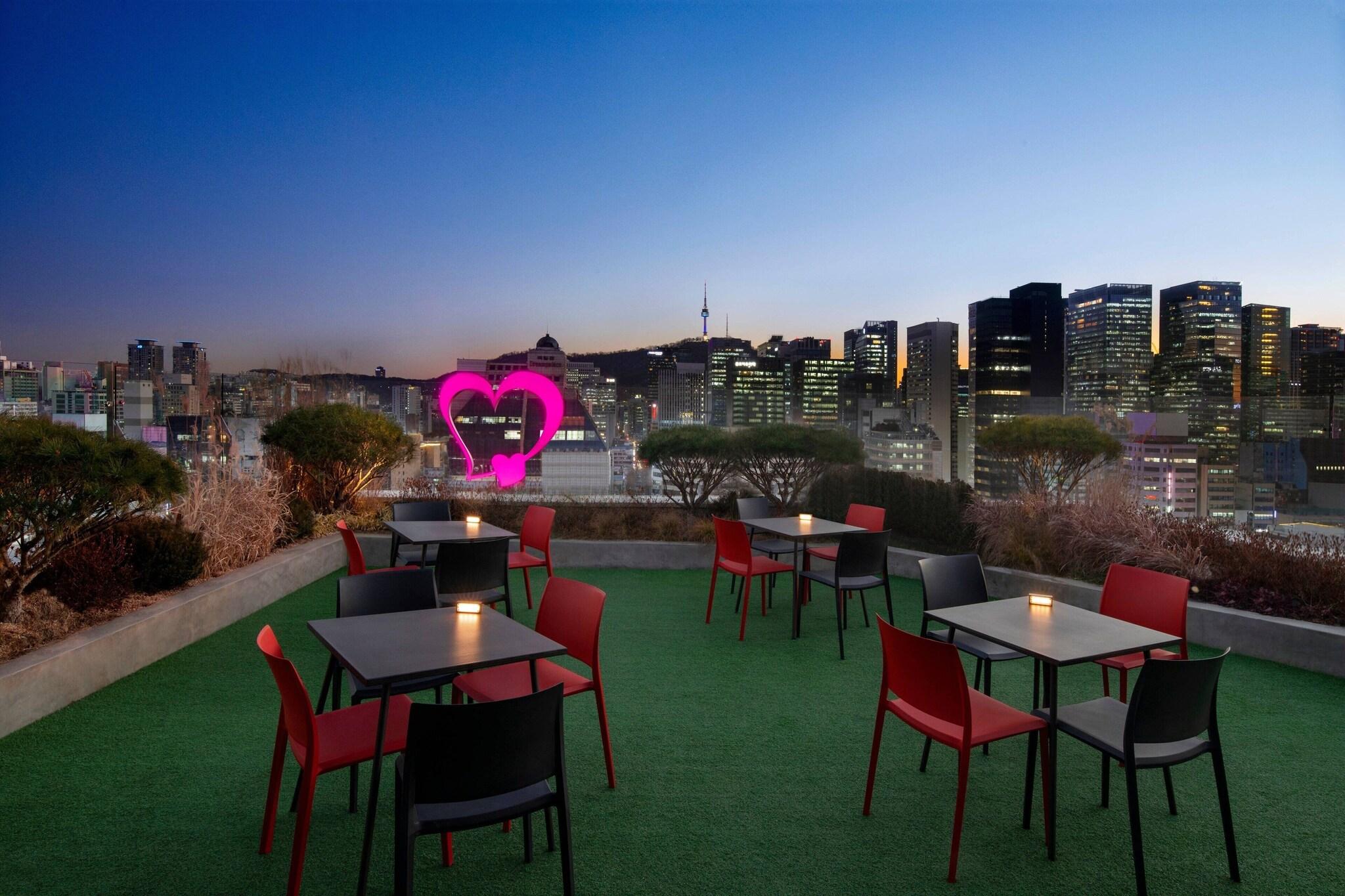 Moxy By Marriott Seoul Insadong