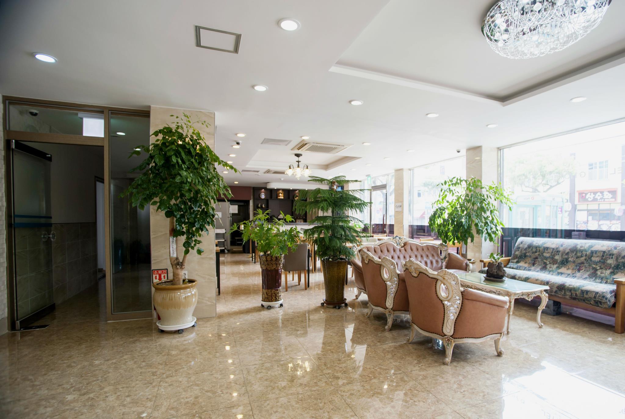Hotel G