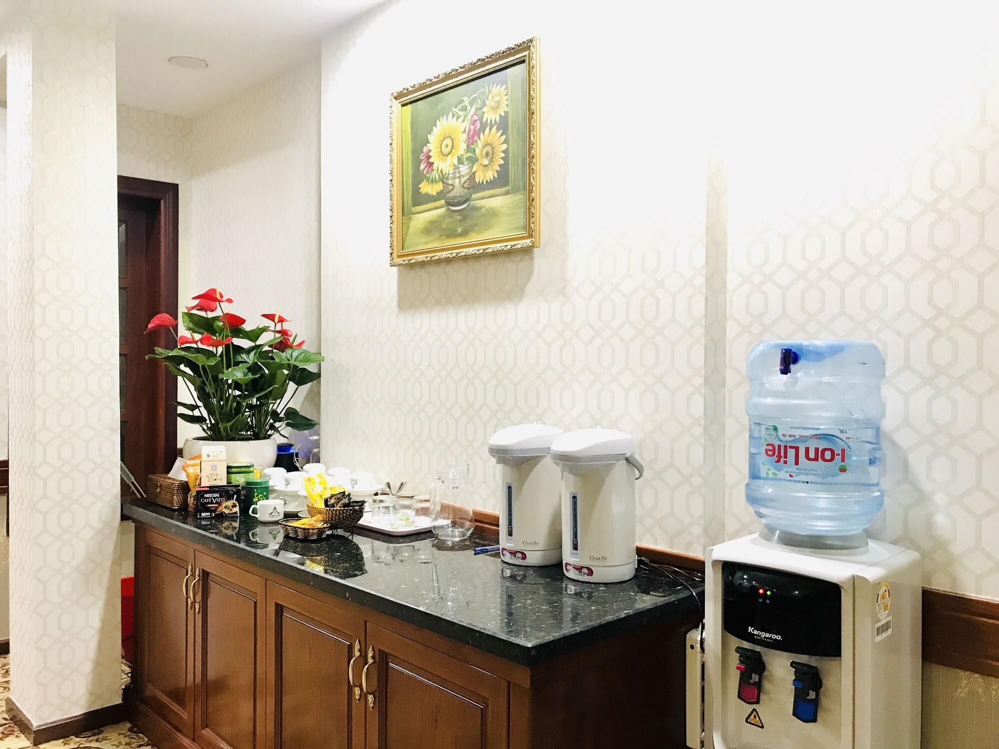 Airstar Hotel & Apartment