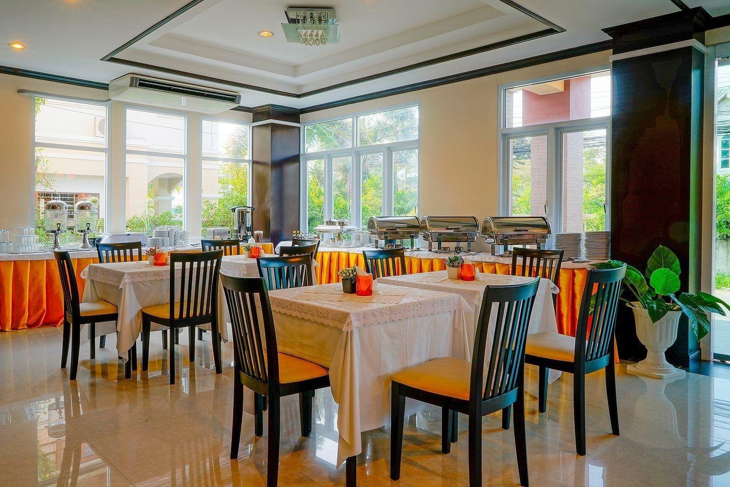 Excella Hotel