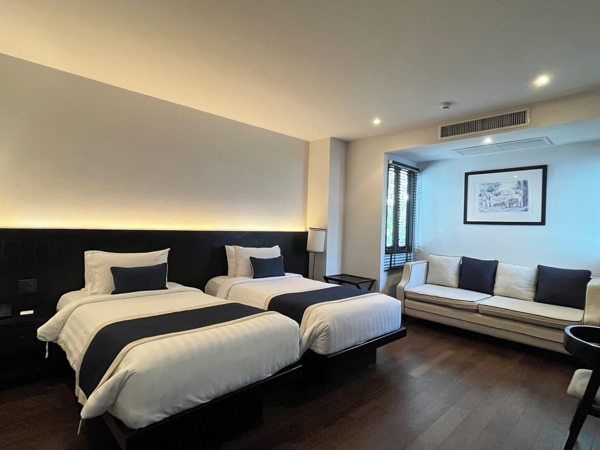 Cheeva Dee Hotel