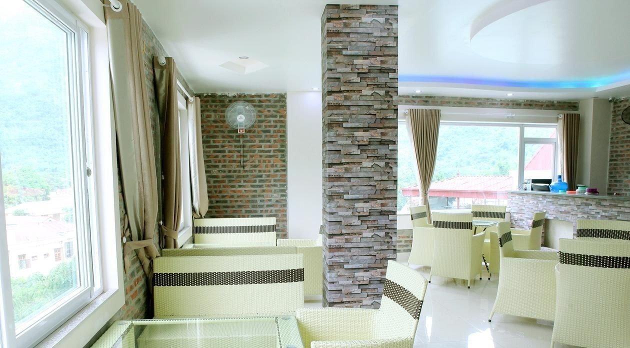 Ngoc Bach Hotel