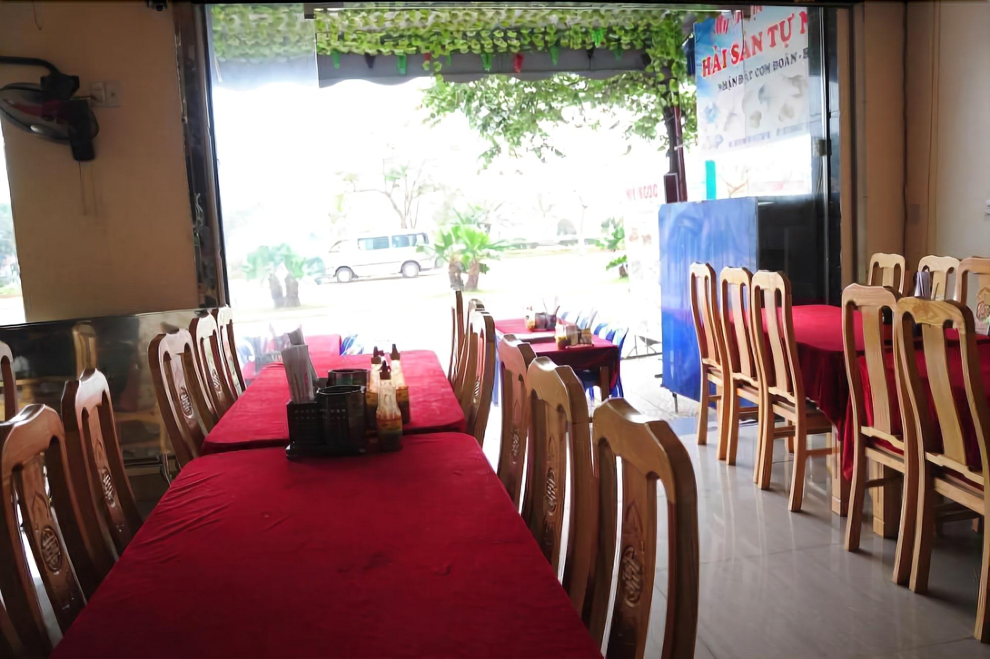 My Ngoc Hotel Catba
