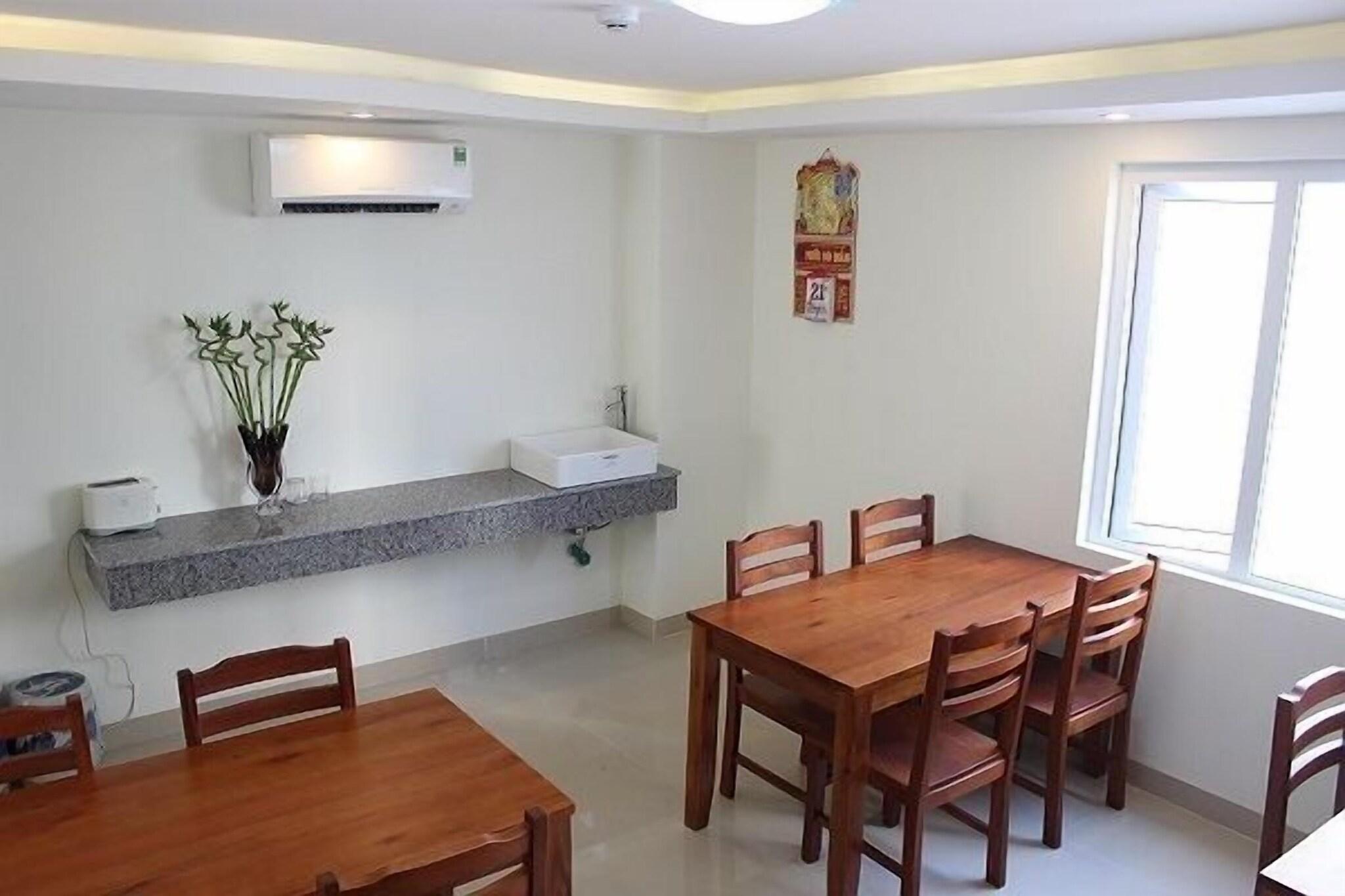 Sea Star Hotel