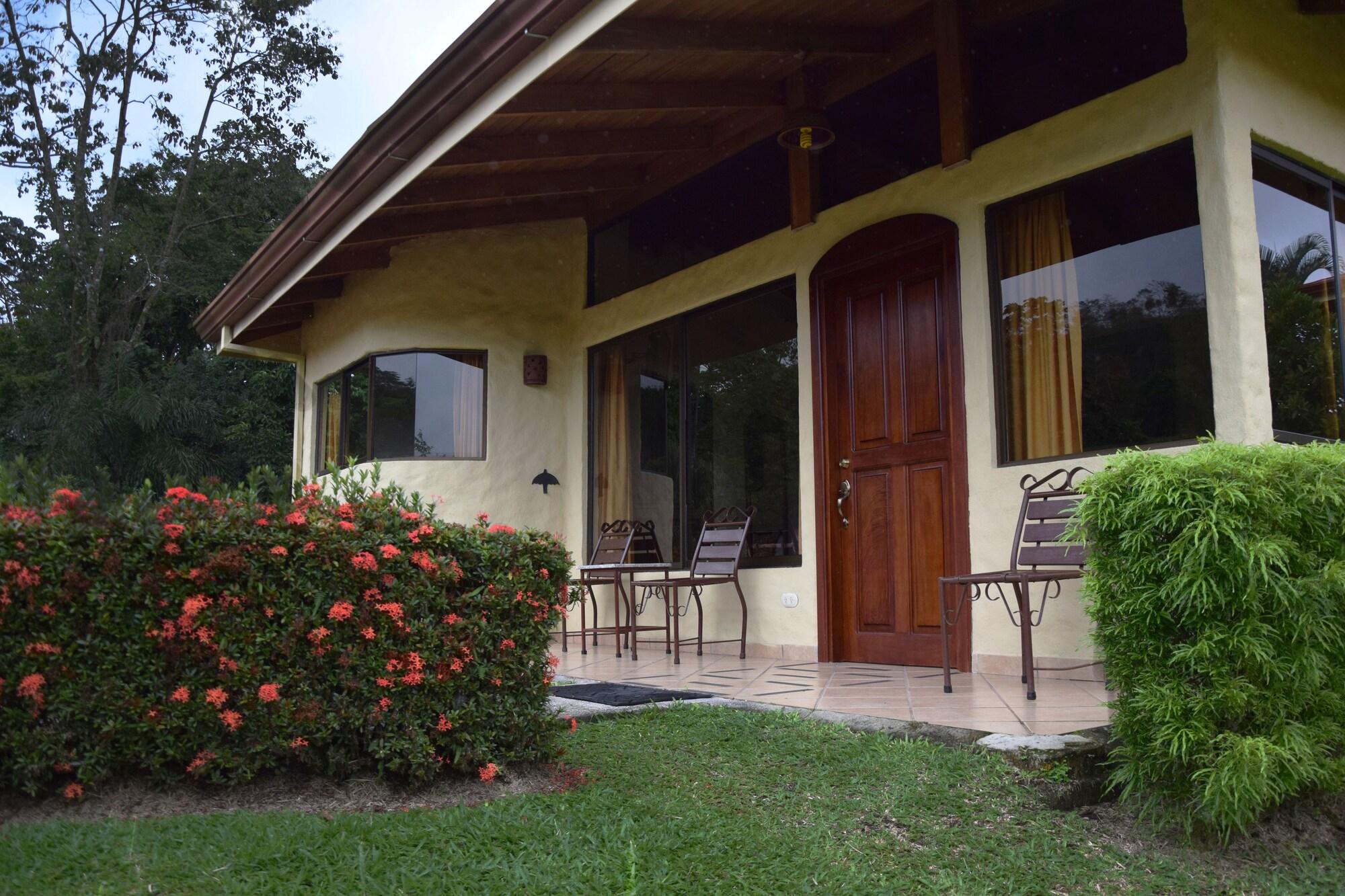 Arenal Volcano Inn by null