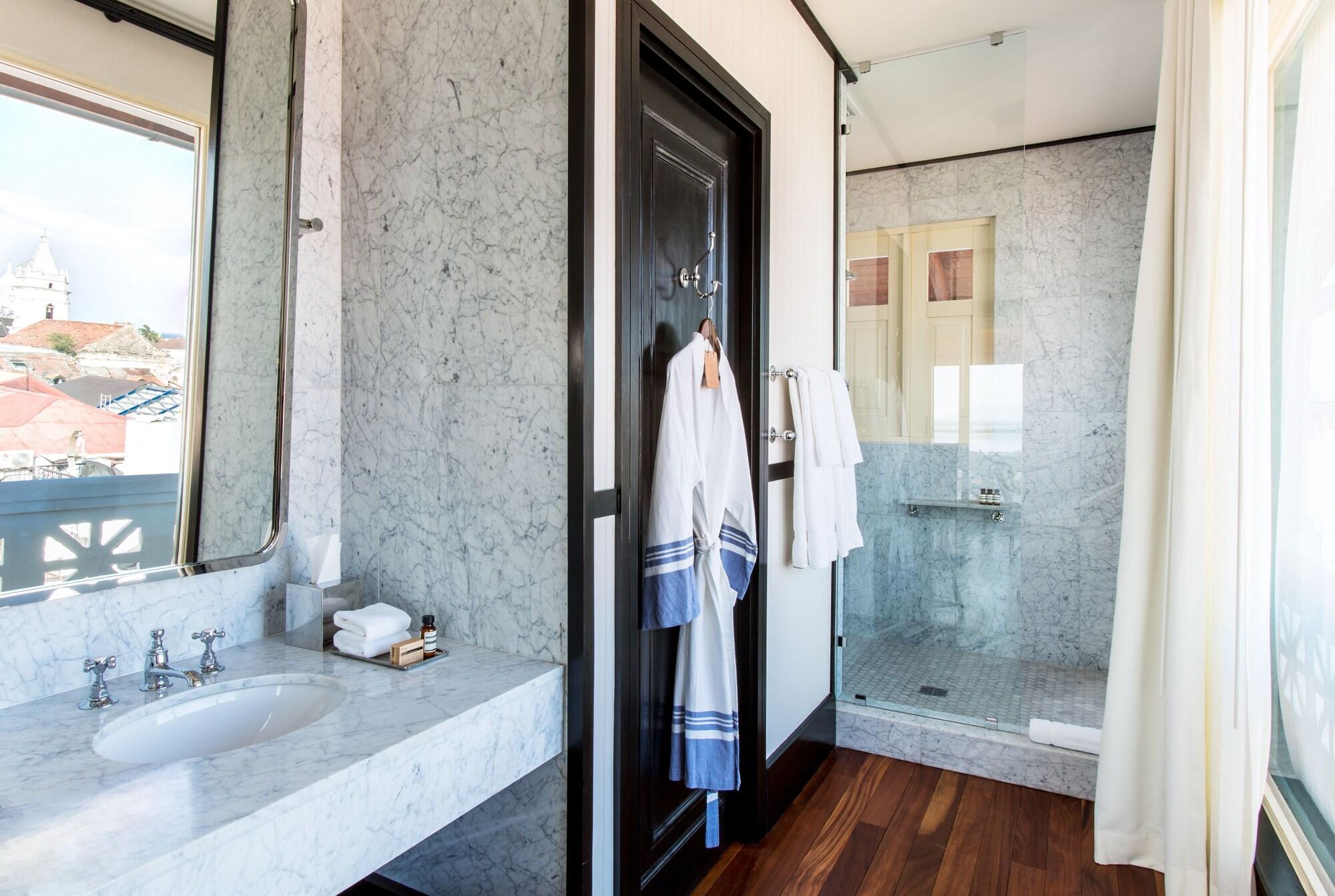 American Trade Hotel & Hall by null