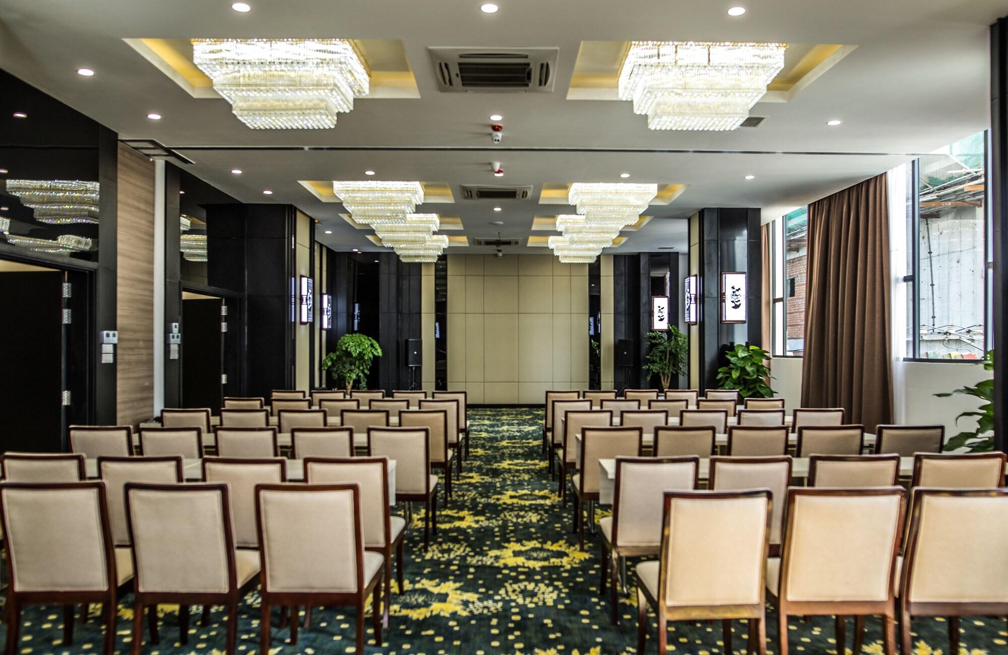 Volga Nha Trang Hotel - photo