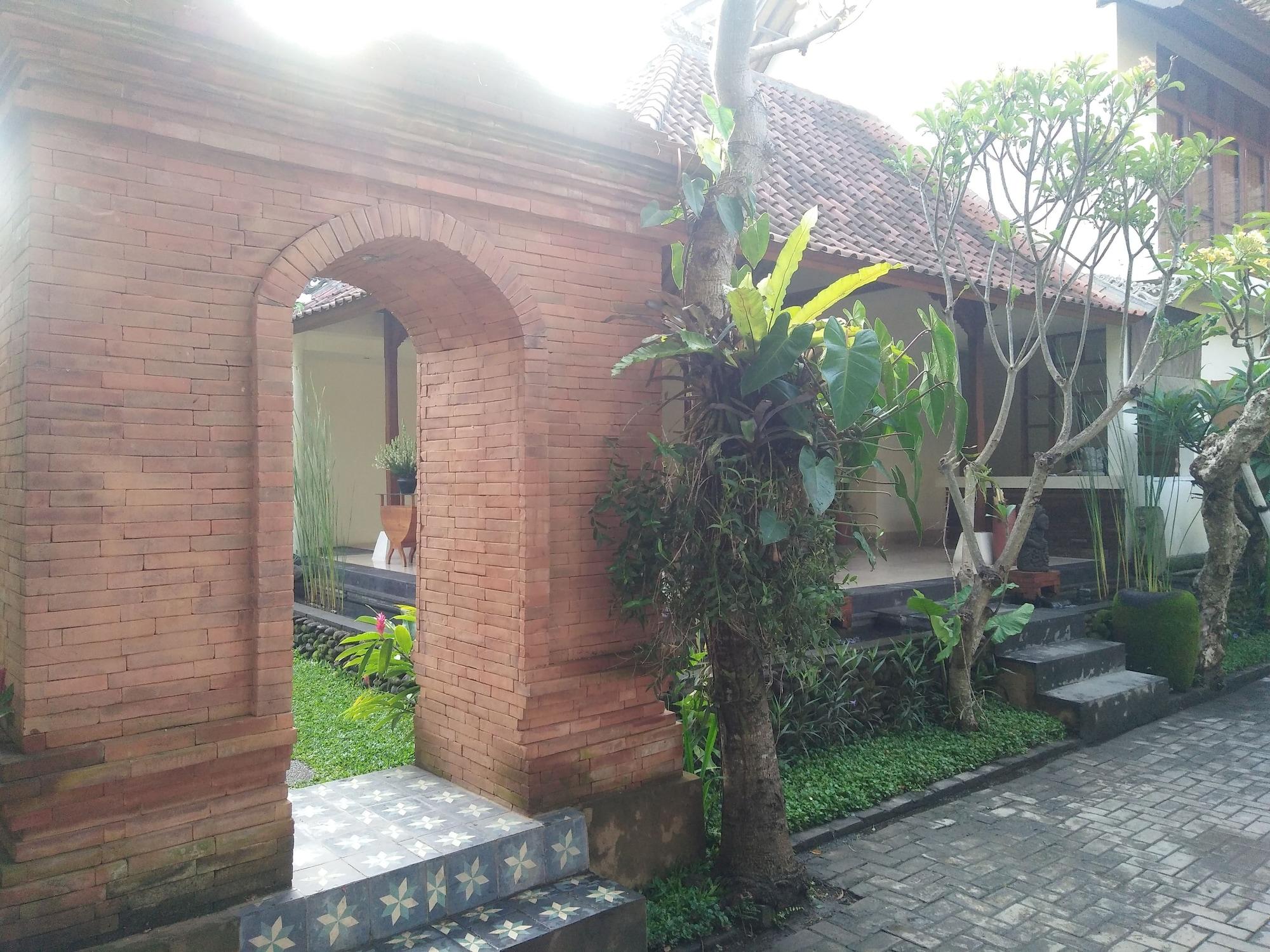 Sapodilla Ubud - photo