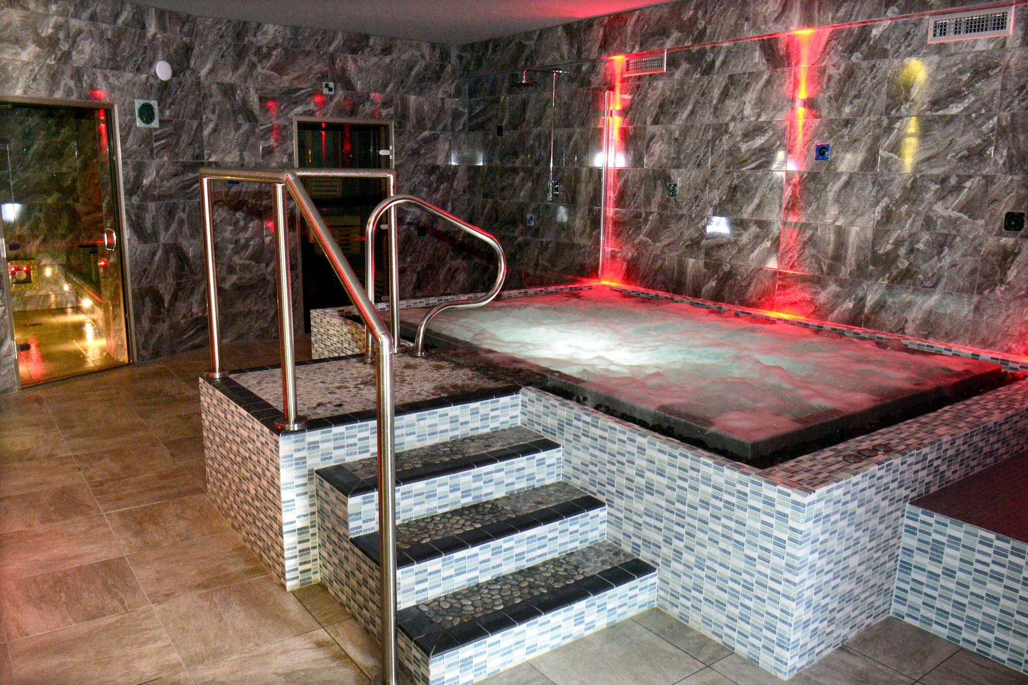 St John'S Lodge (Incl Off-Site Health Club)