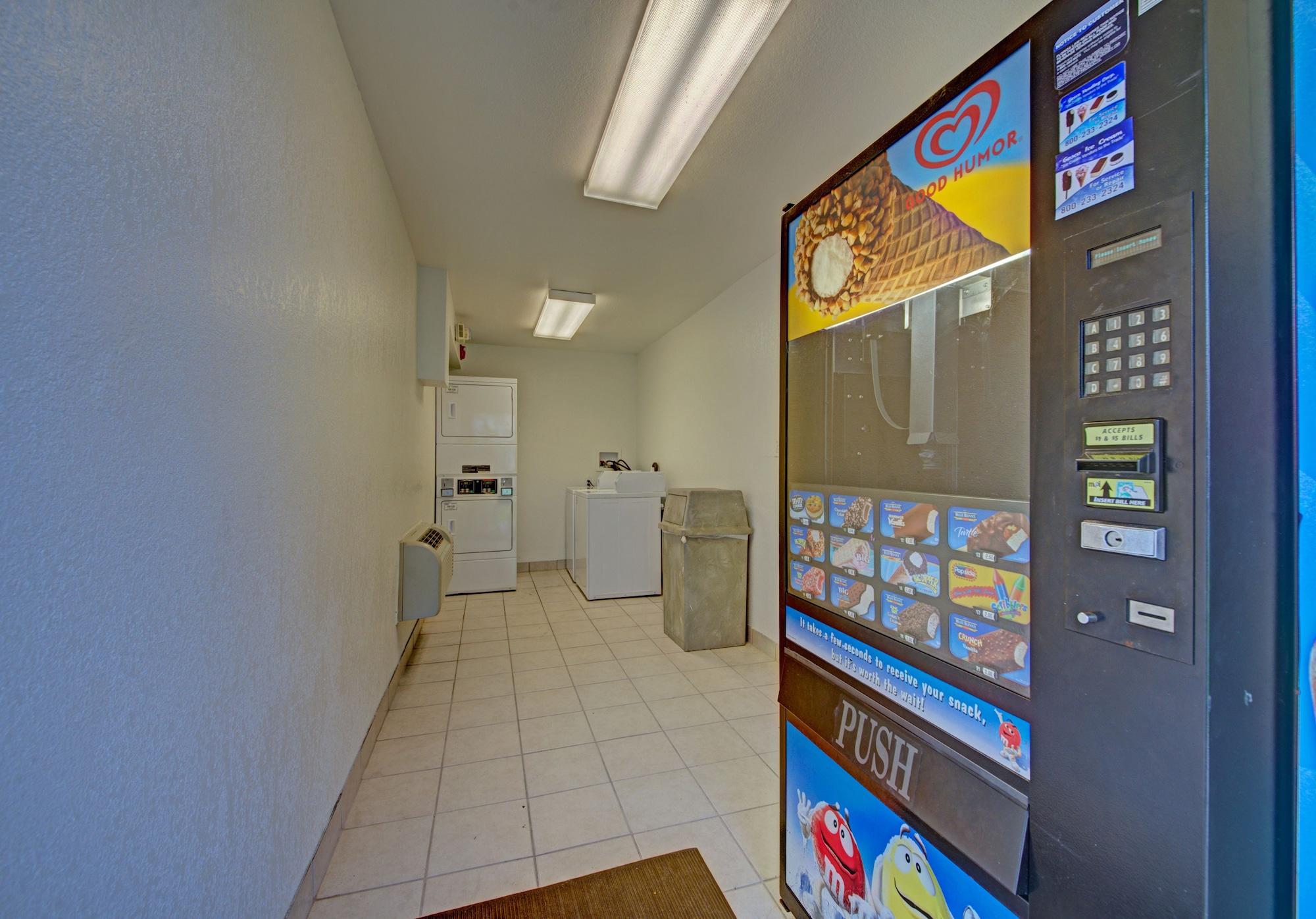 Motel 6 Cocoa Beach, FL