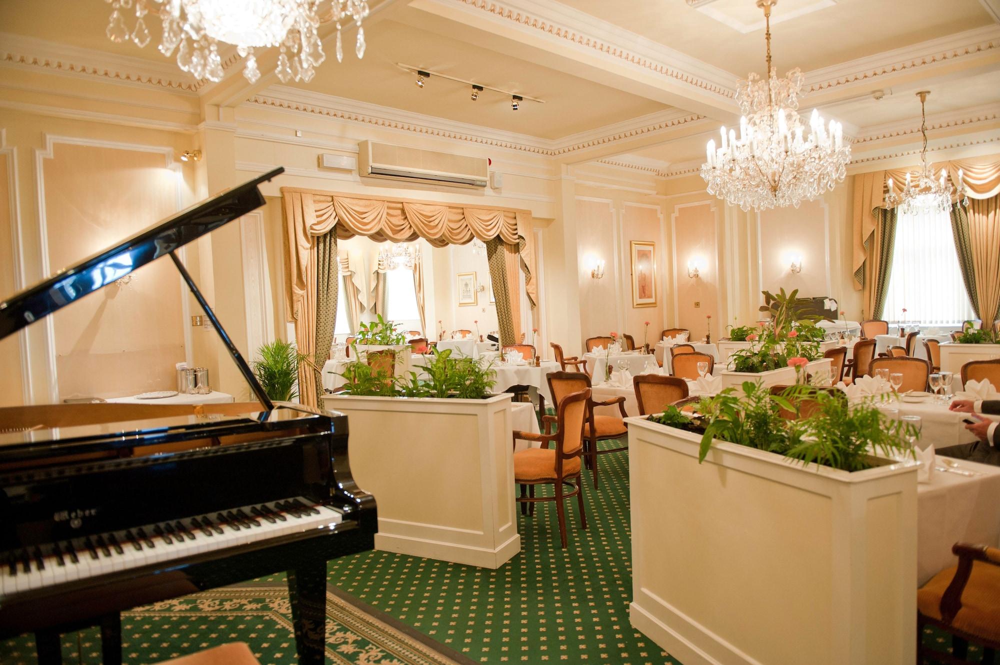 The Belmont Hotel
