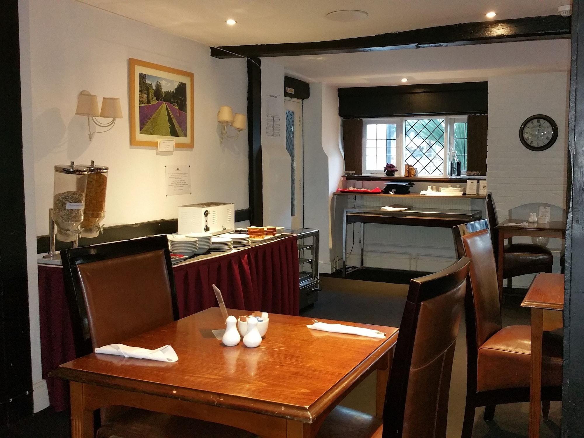 The George Hotel