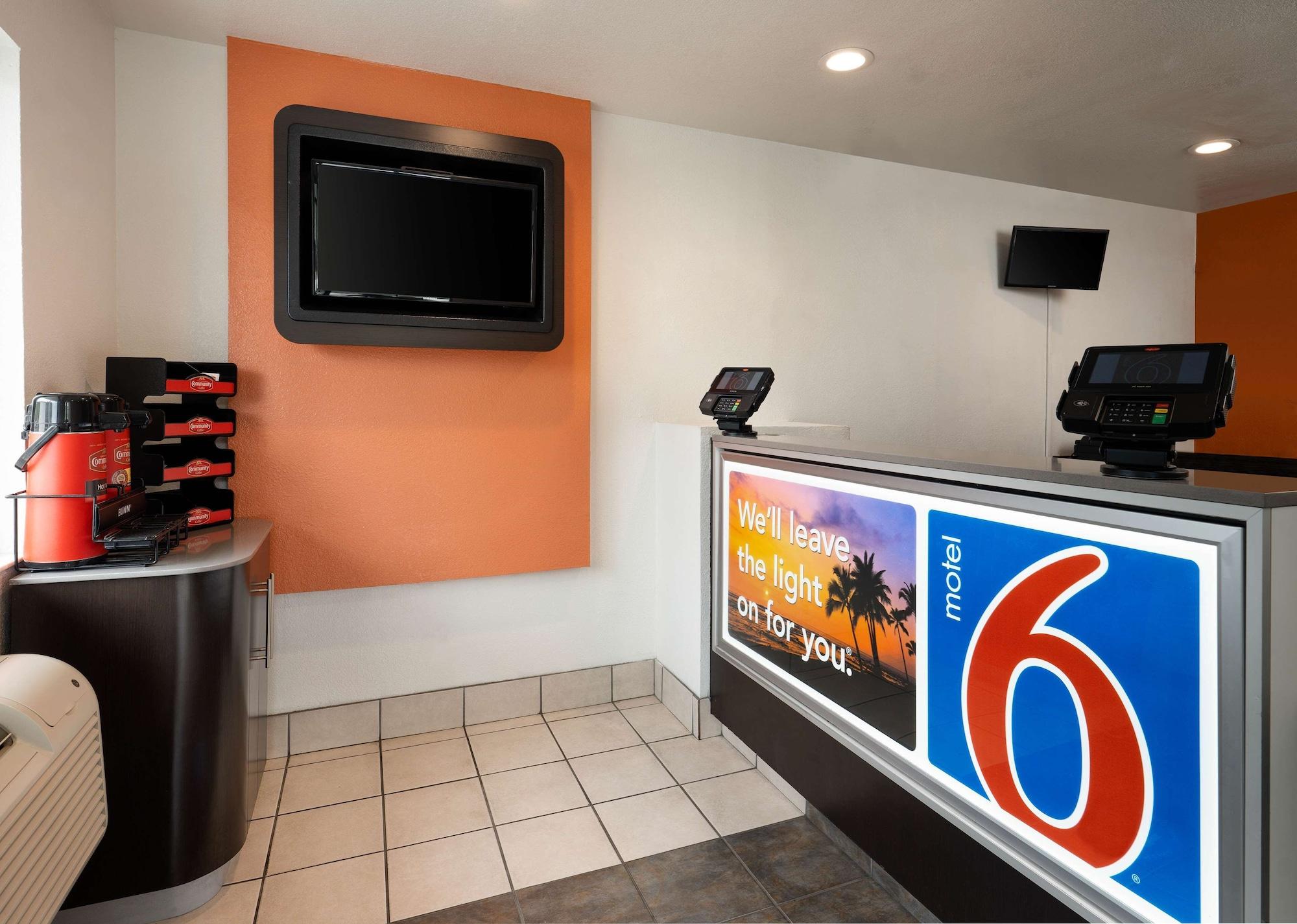 Motel 6 Camarillo, CA
