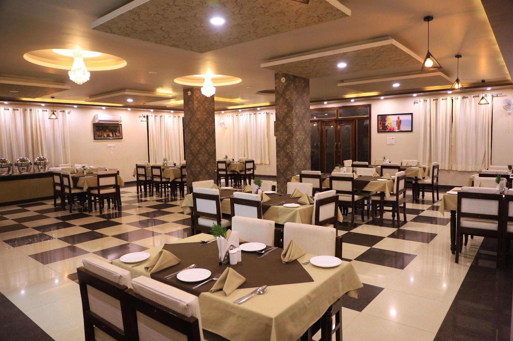 Hotel Pushkar Legacy