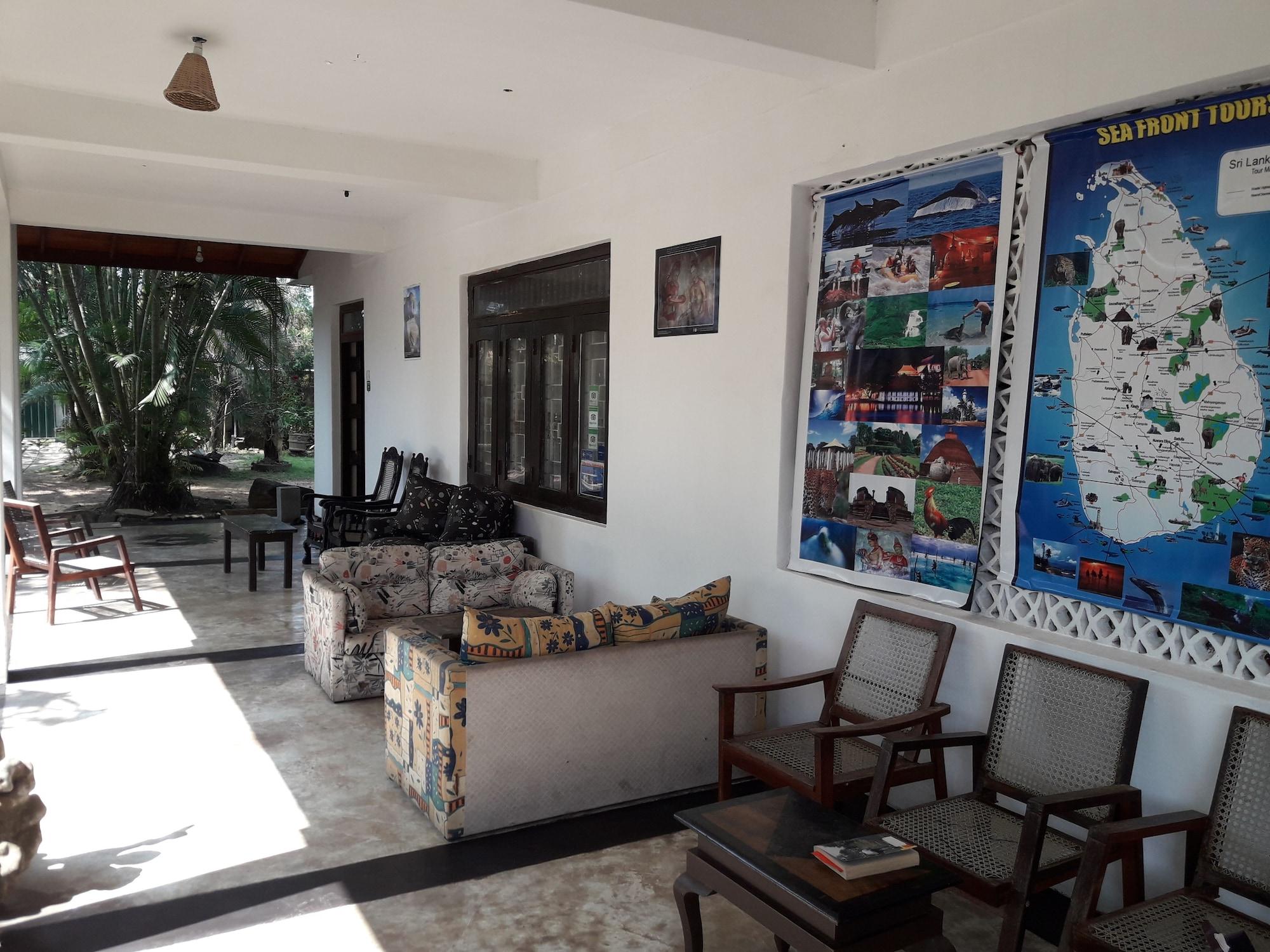 Sea Front Hikkaduwa - photo