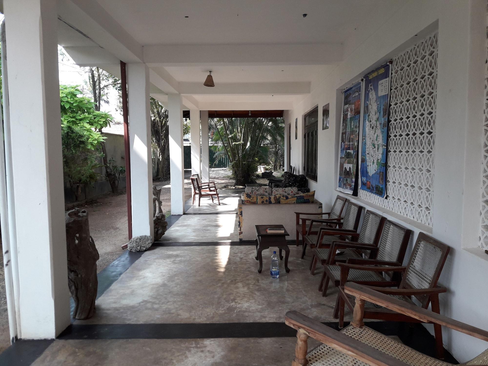 Sea Front Hikkaduwa - photo