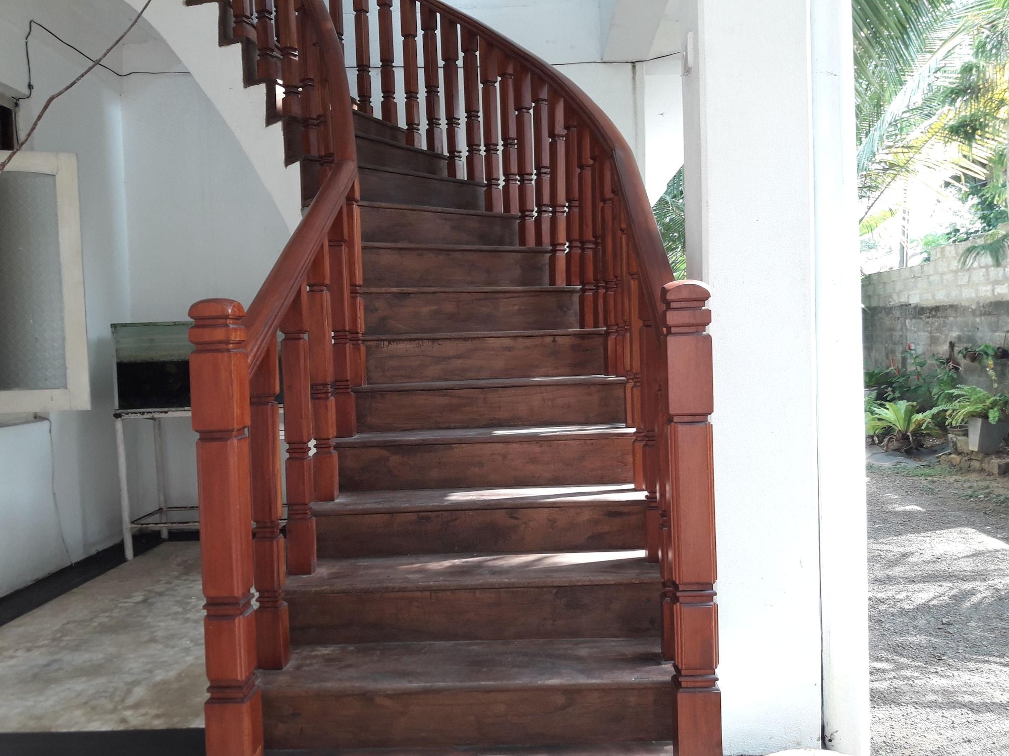 Sea Front Hikkaduwa - photo