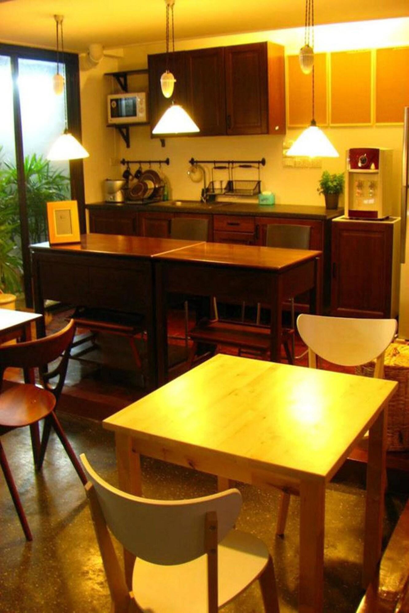 House23 Guesthouse - Hostel