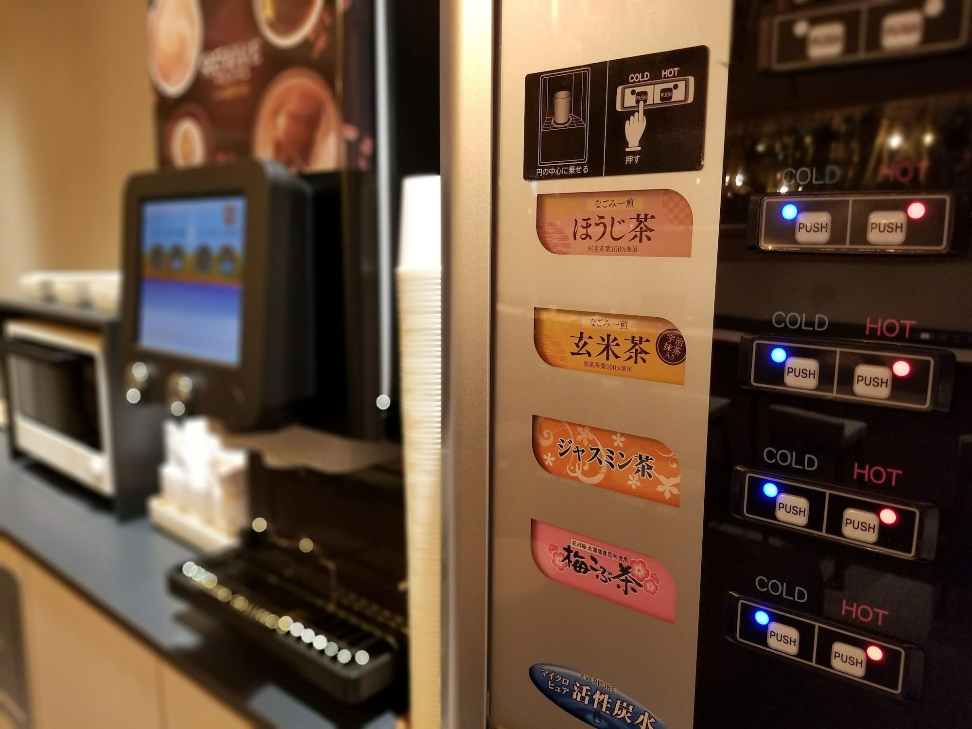 Glansit Akihabara Comfort Capsule Hotel