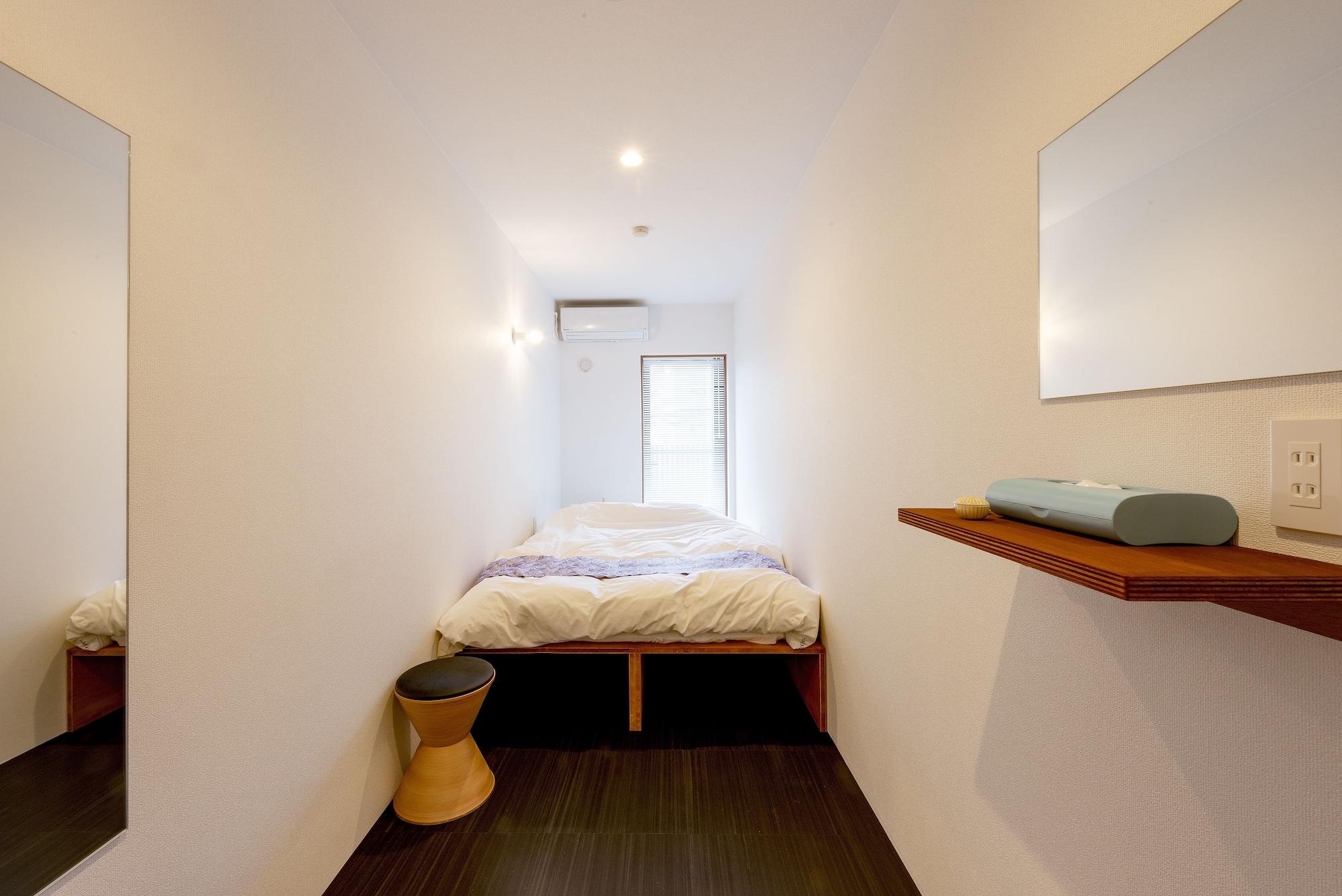 plat hostel keikyu asakusa karin by null