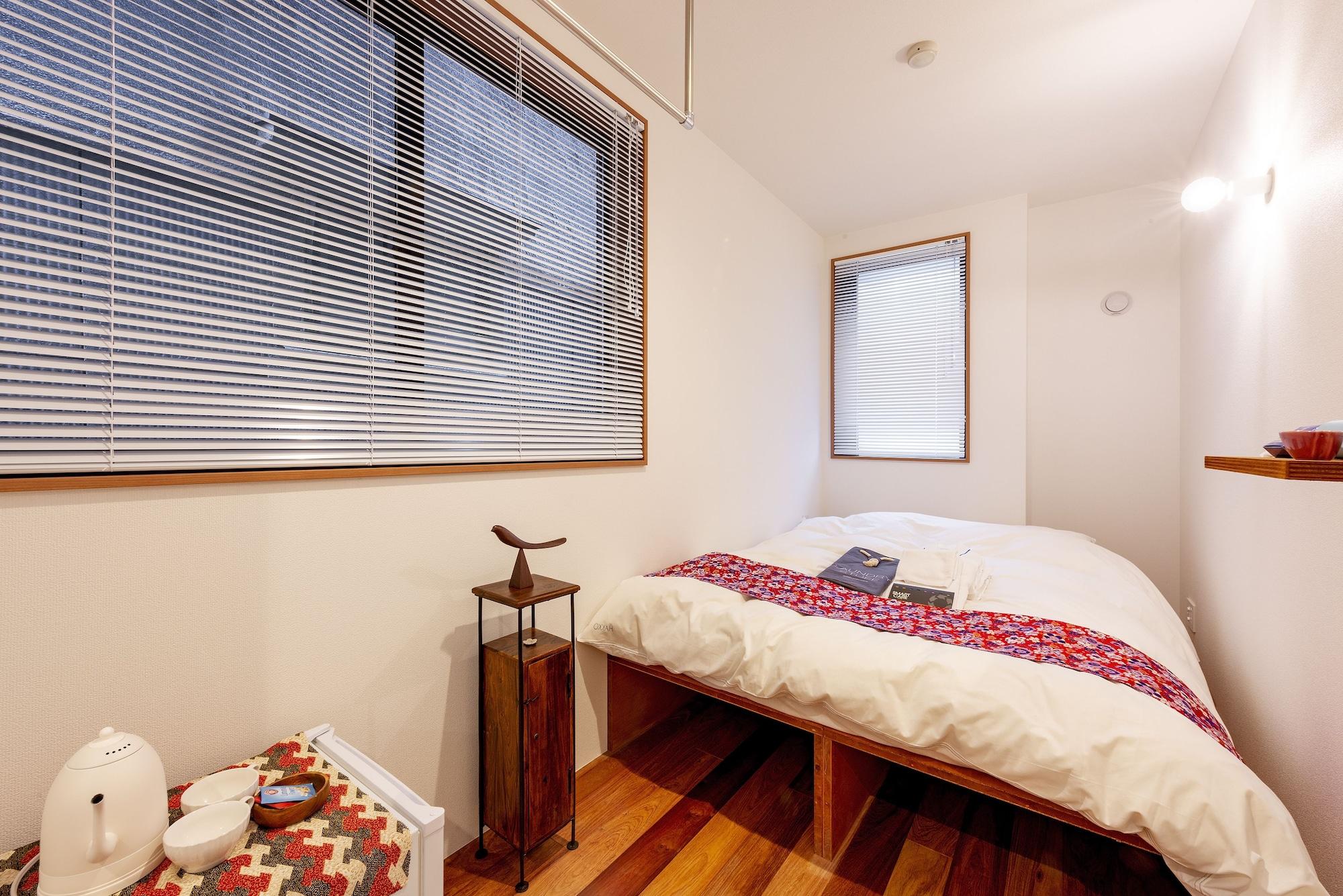 plat hostel keikyu asakusa karin by null