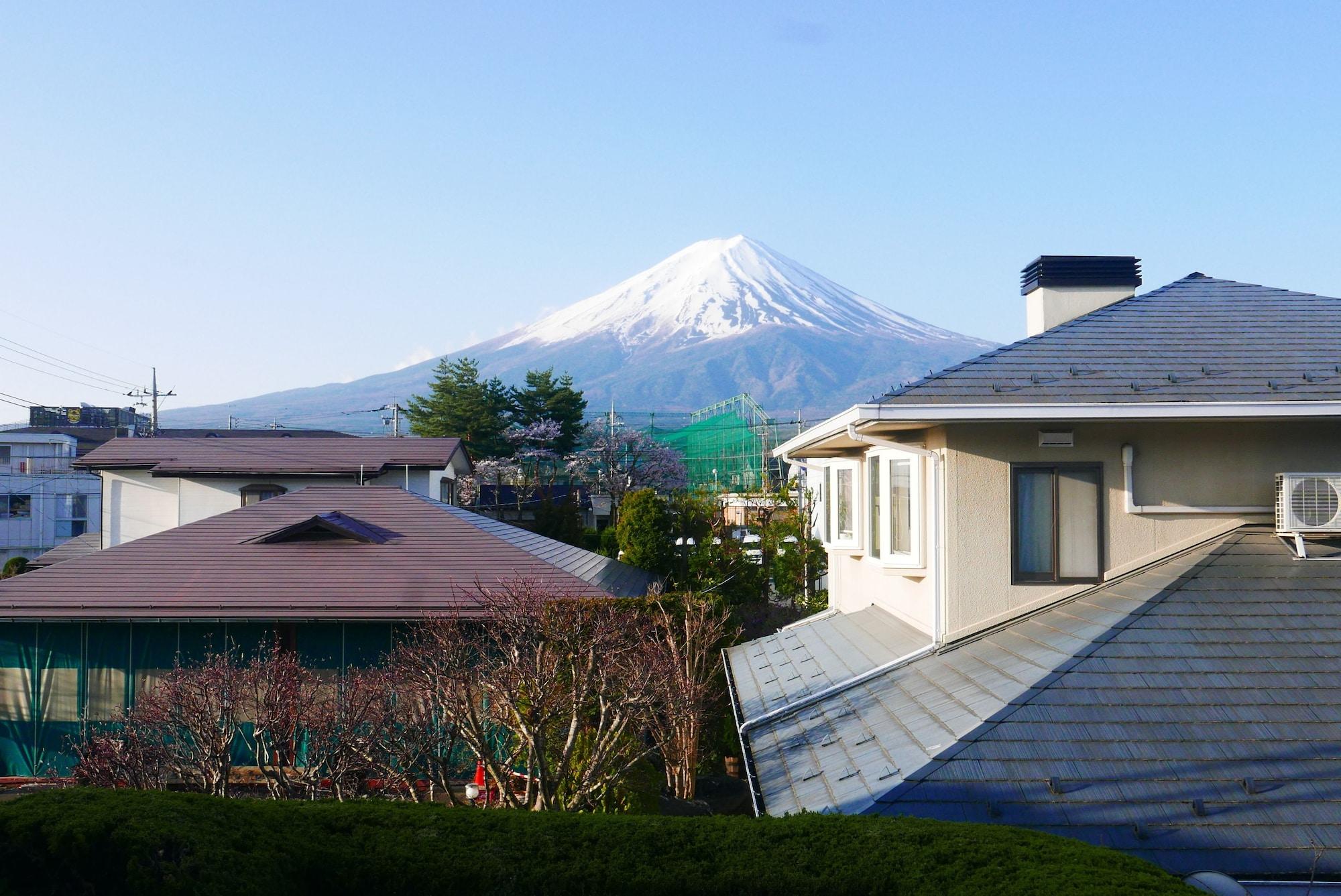 Backpackers Hostel K's House Fuji View image