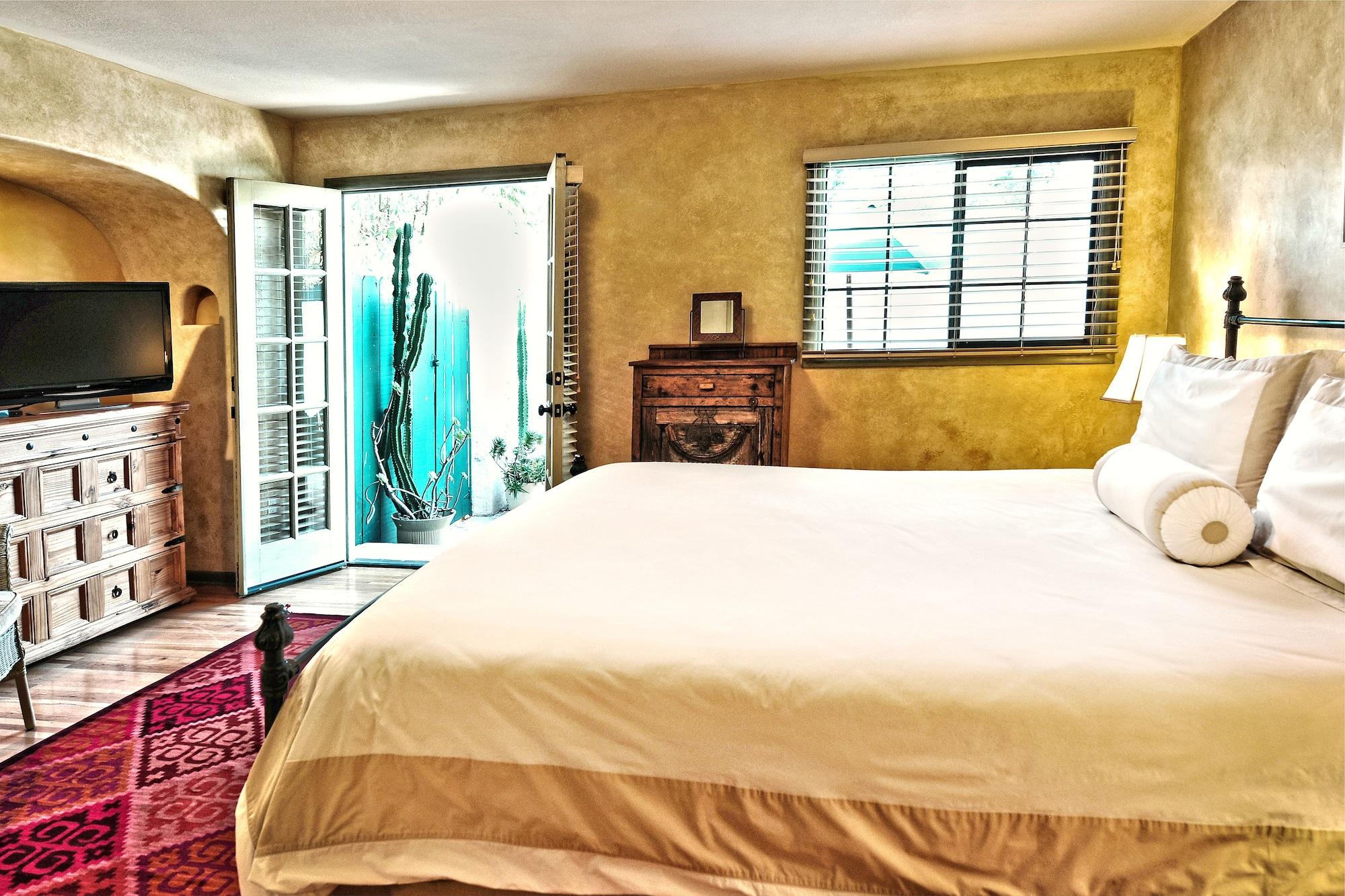 Blue Iguana Inn by null