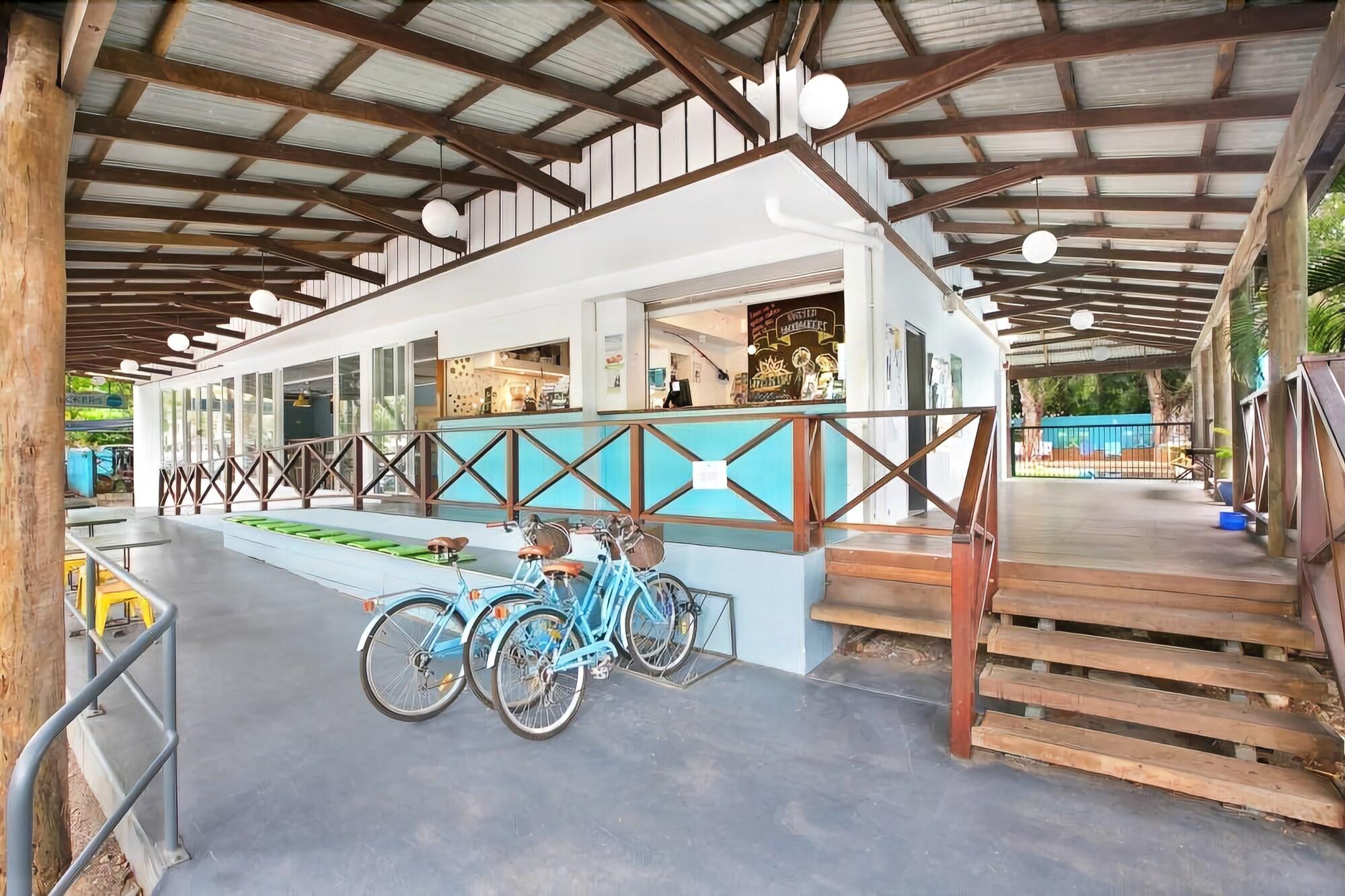 Port Douglas Backpackers by null