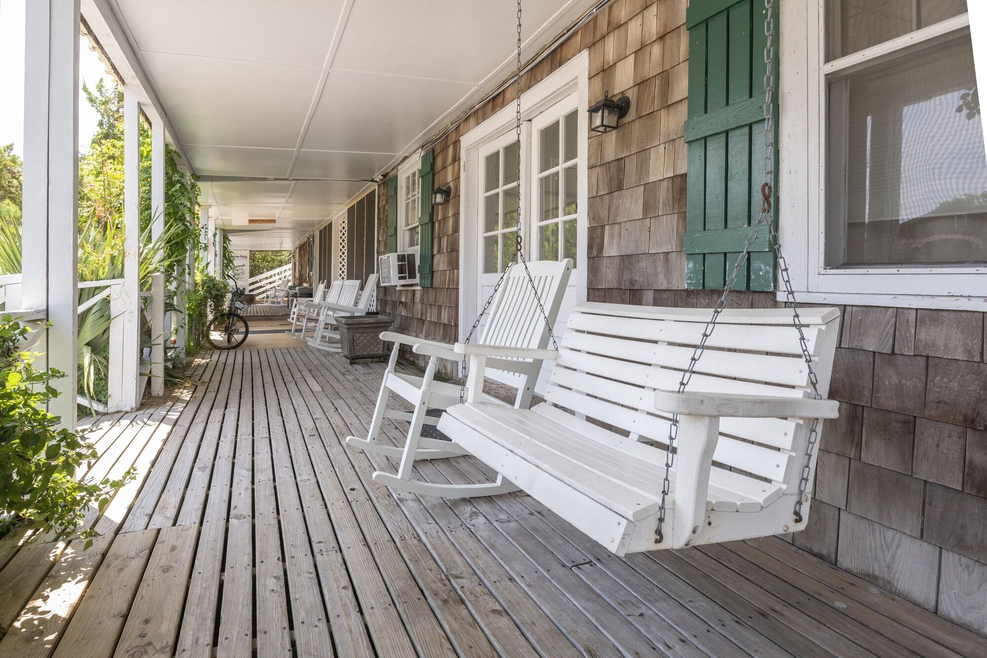 Blackbeard's Lodge