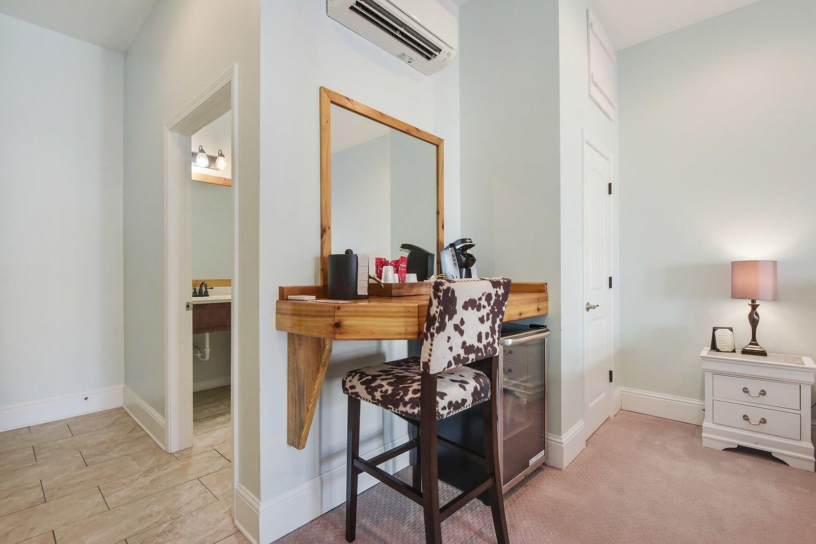 Hotel Whiskey in Pass Christian by null