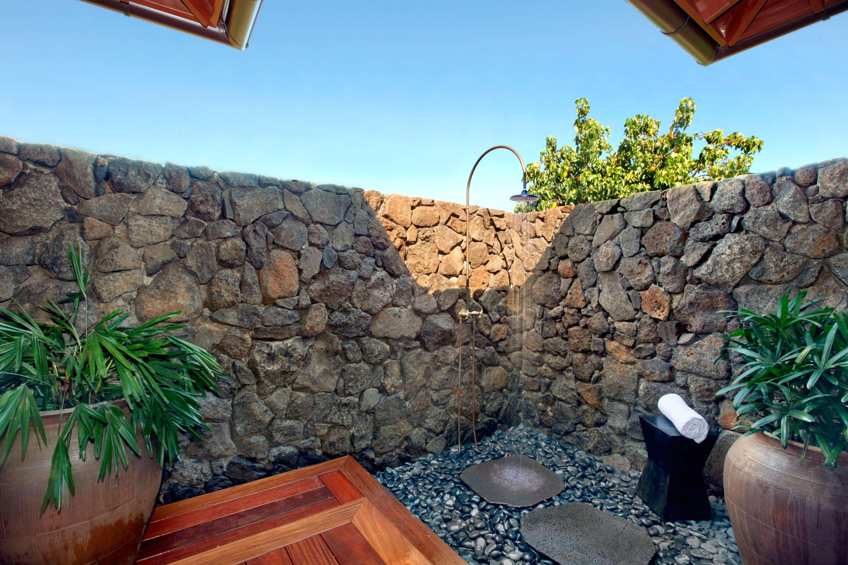The Lodge at Kukuiʻula by null