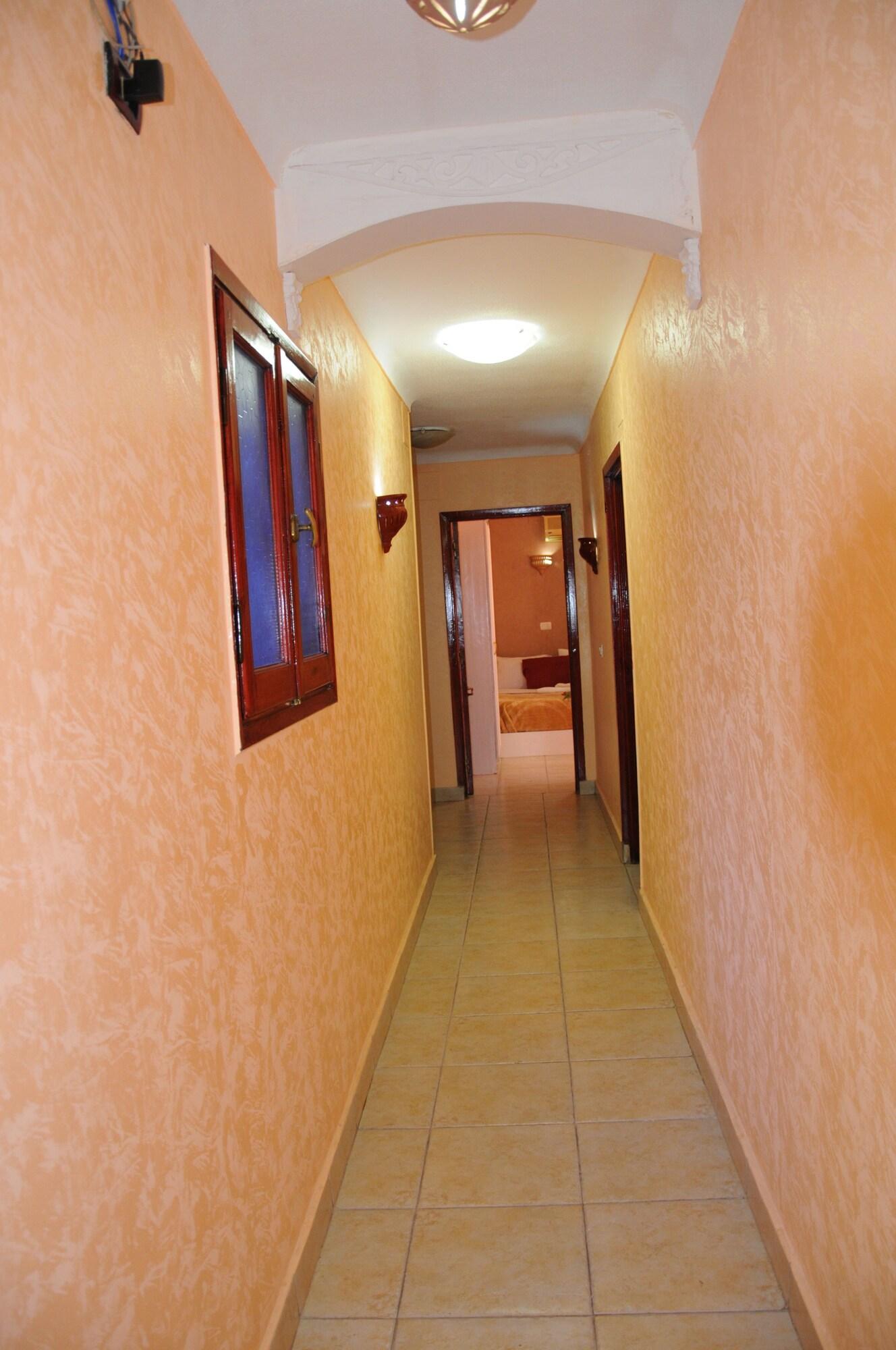 Osiris Hotel by null