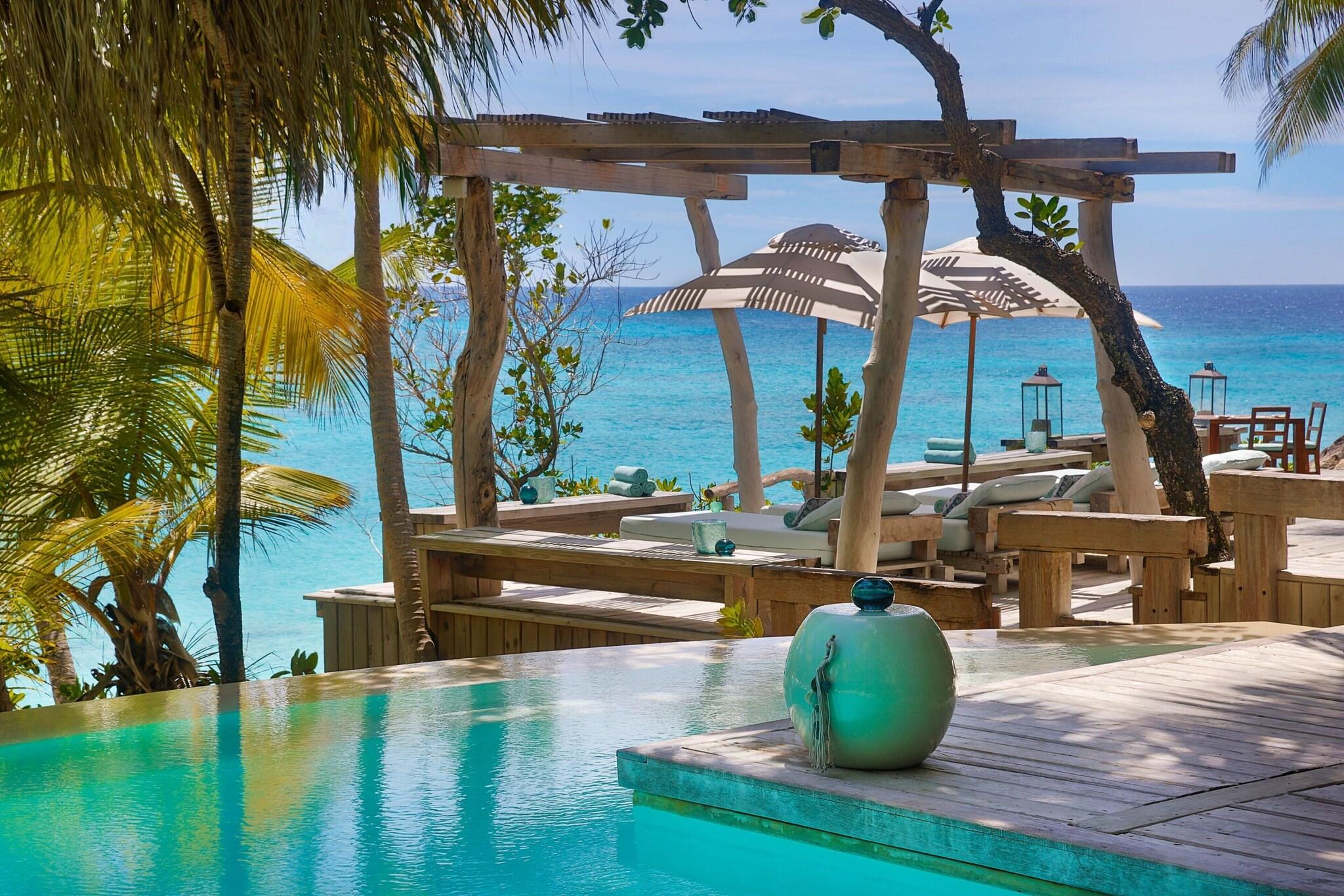 North Island Seychelles by null