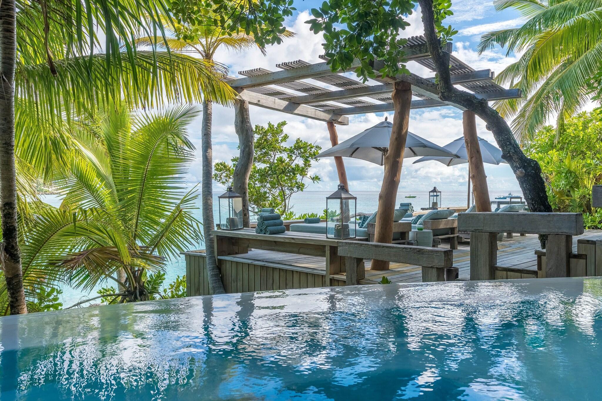 North Island Seychelles by null