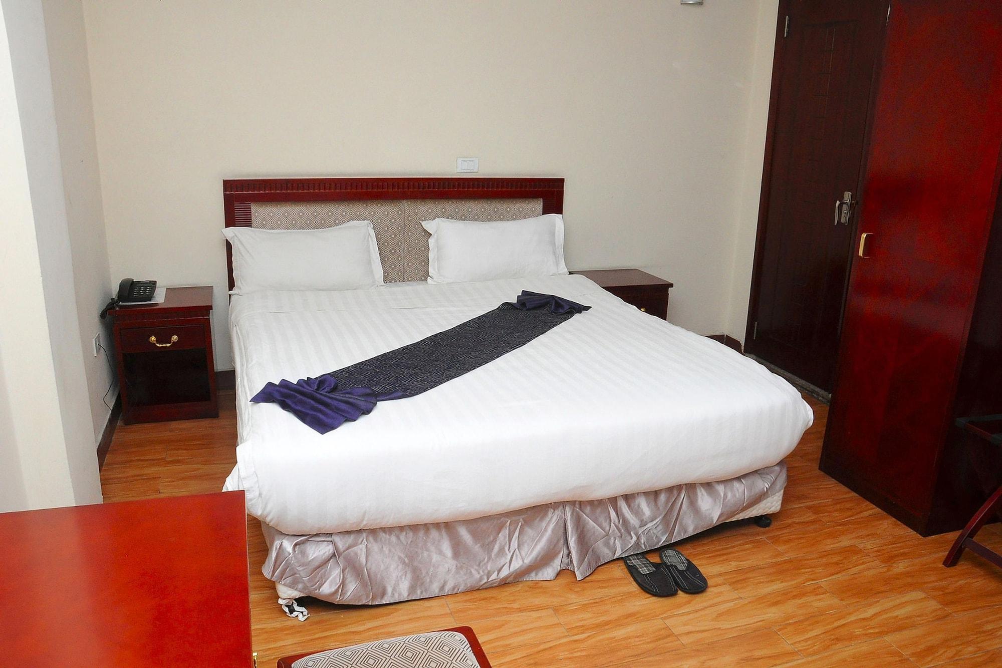Blue Wave Hotel