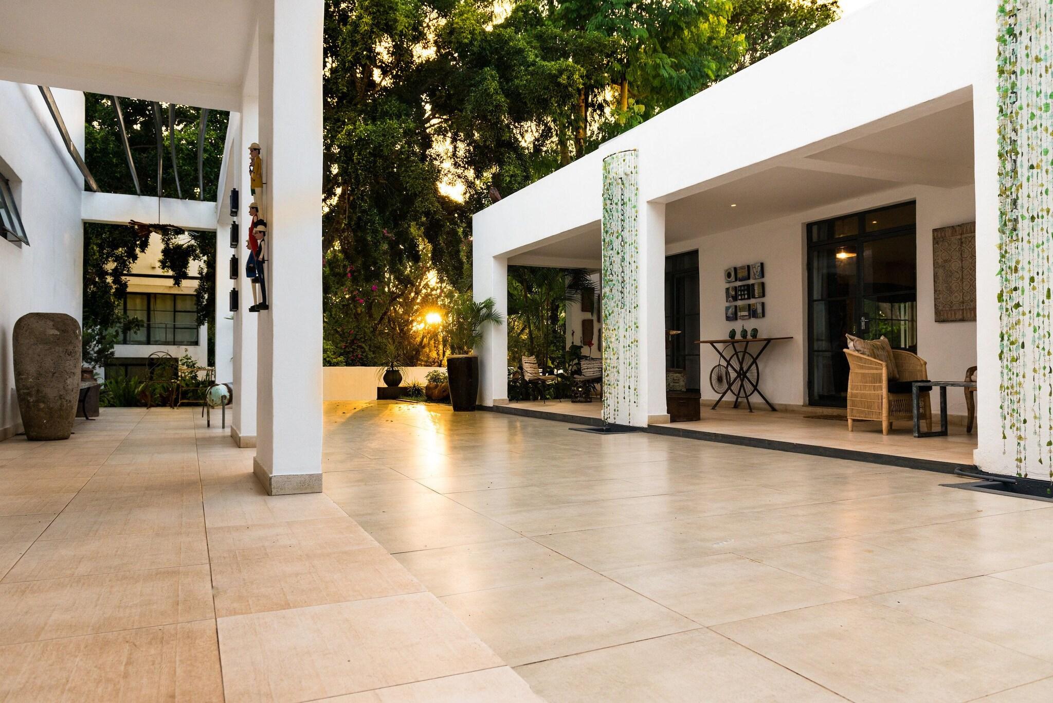 Latitude 13 Degrees by null