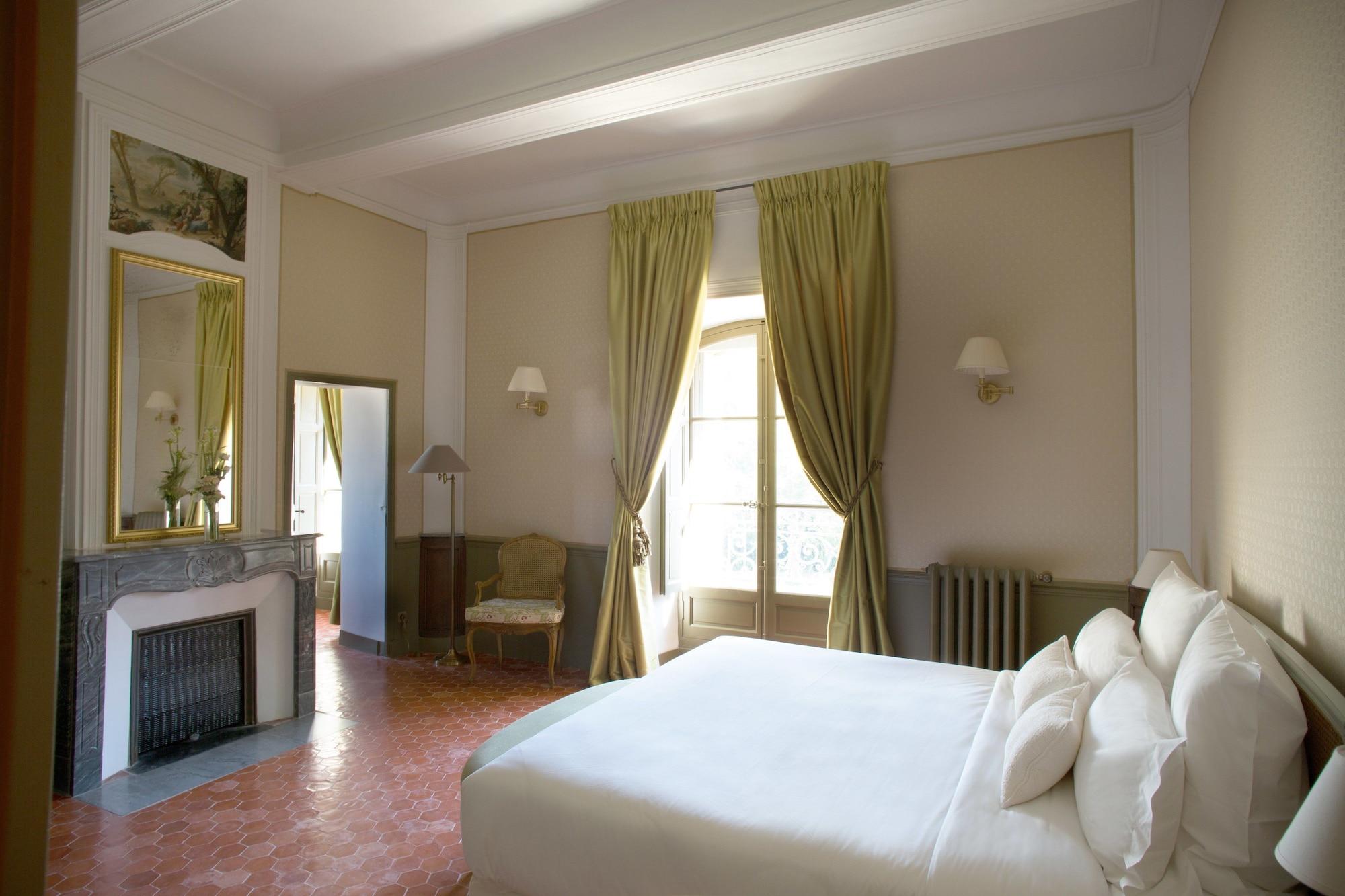 Château de Fonscolombe by null