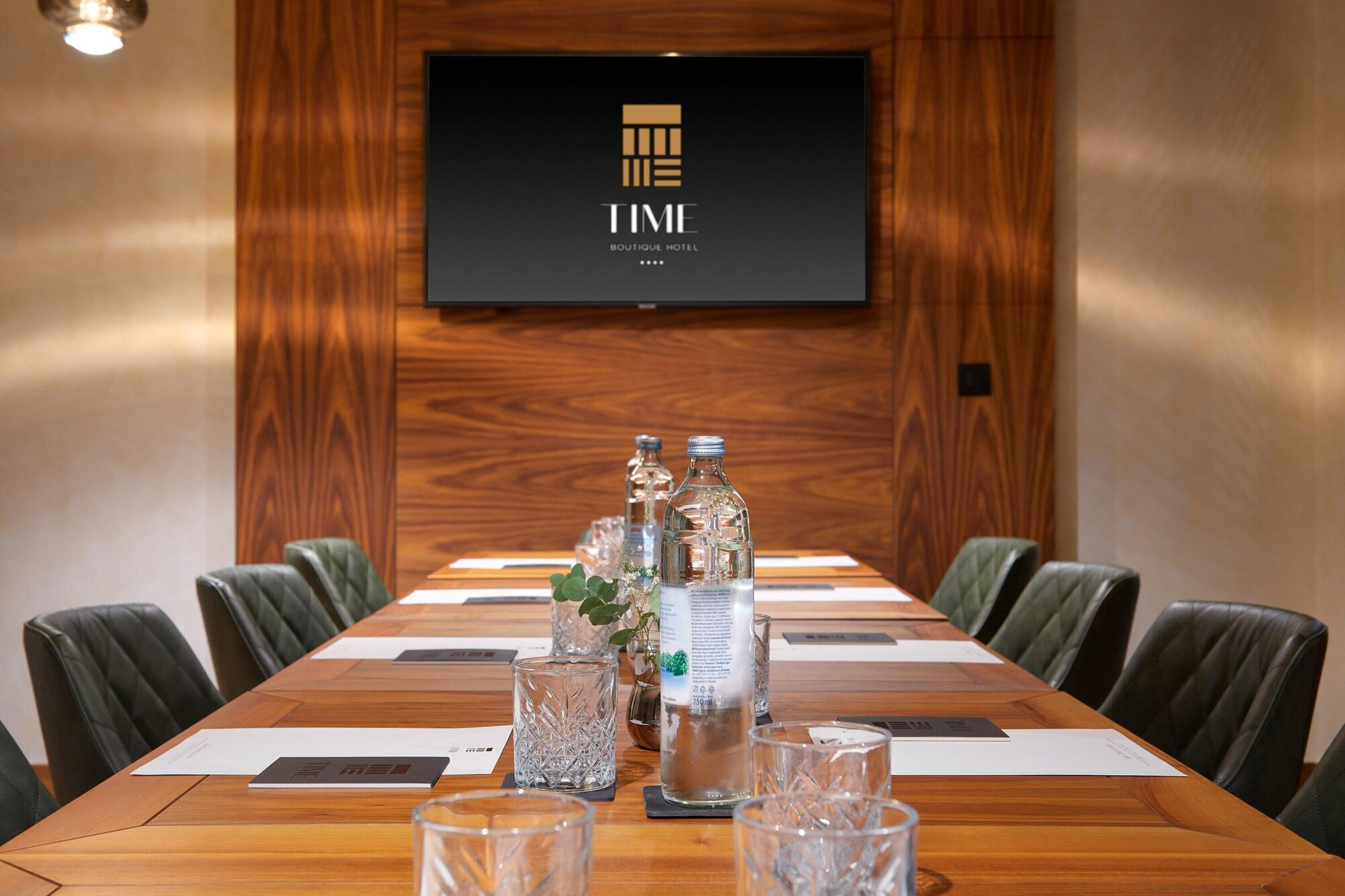 Time Boutique Hotel - фото