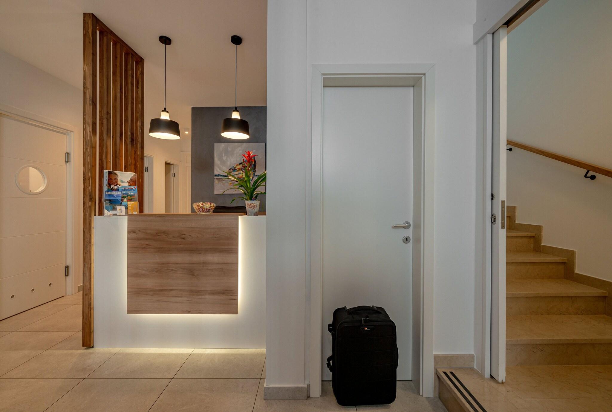 Seven Seas Residence - Poză