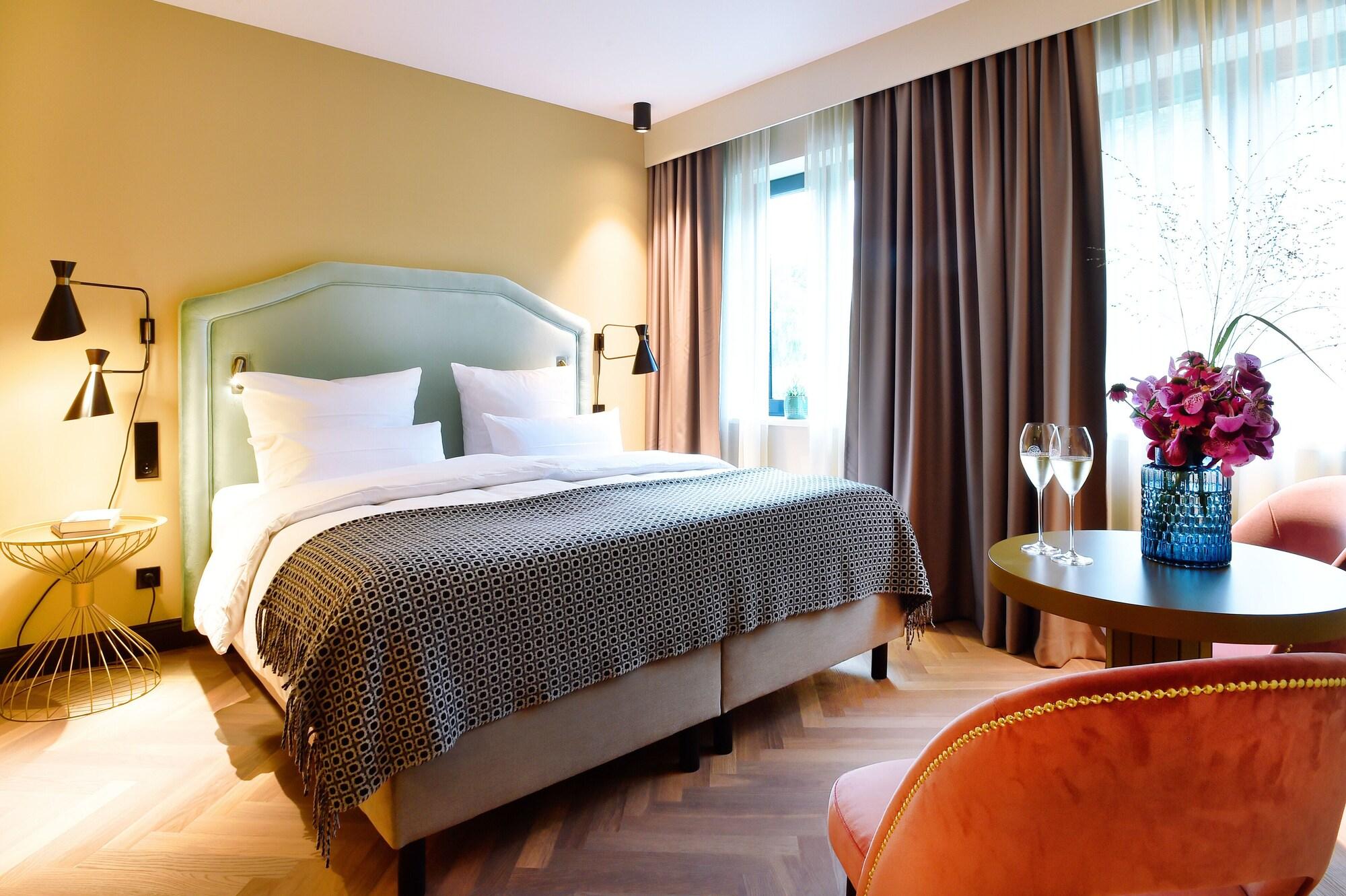 Hotel Das James by null