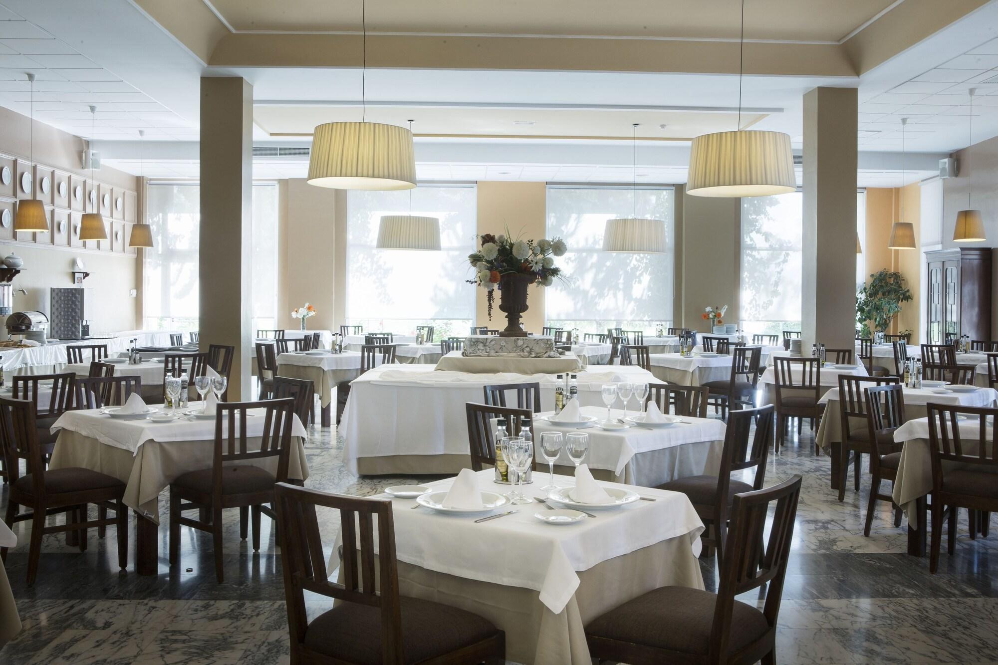 Gran Hotel Aqualange - Balneario De Alange