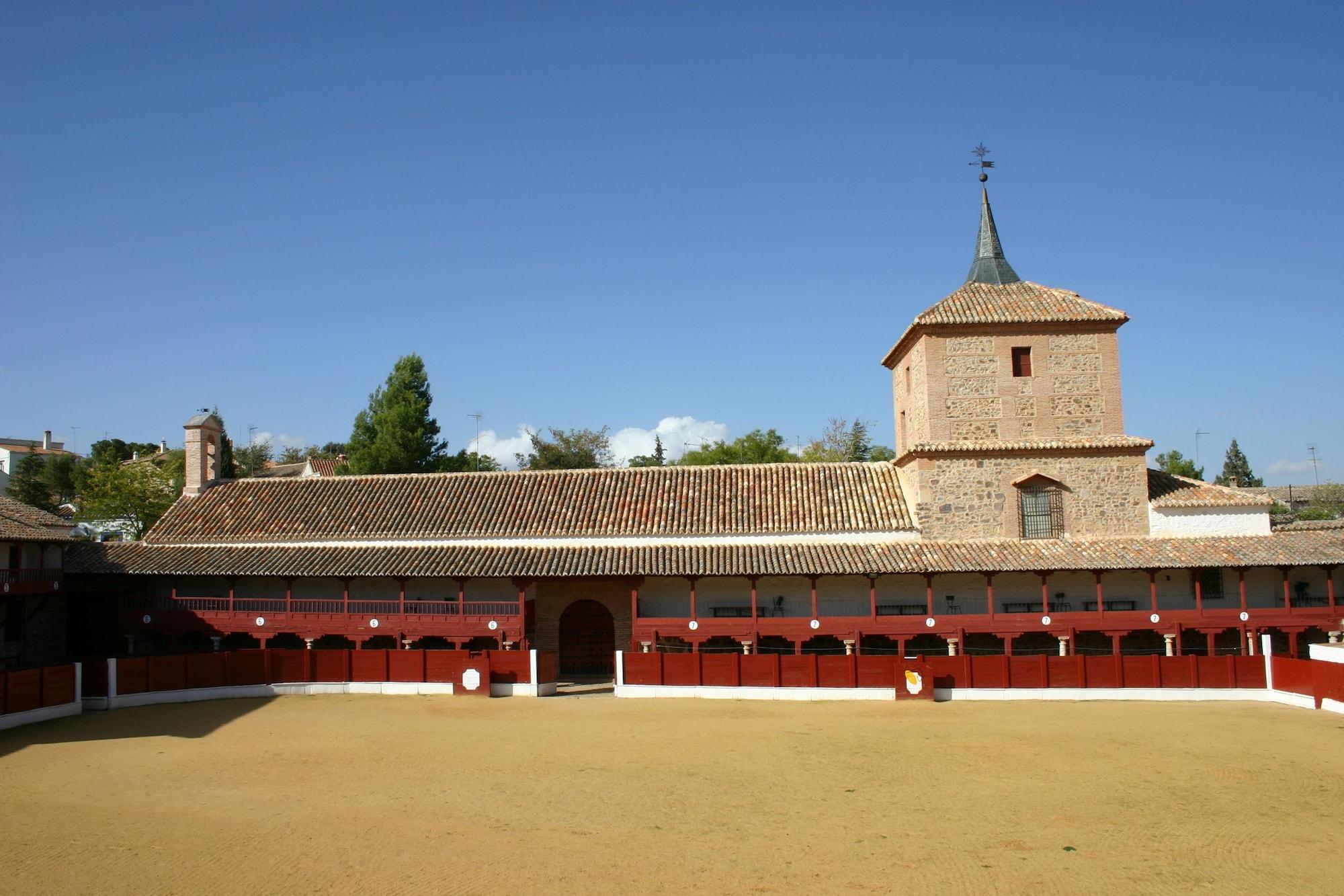 Hotel Toral