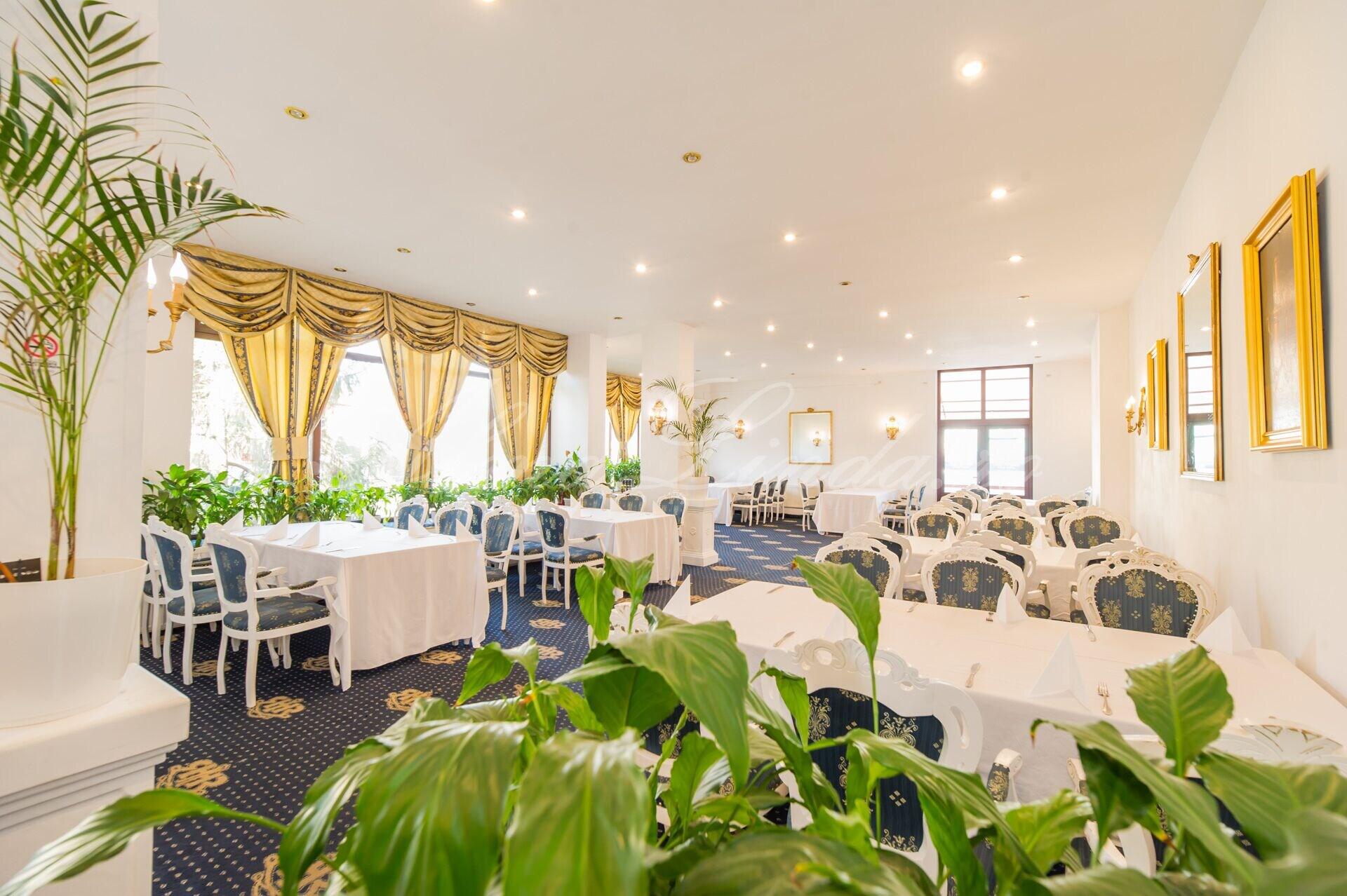 Hotel Cetate Imparatul Romanilor