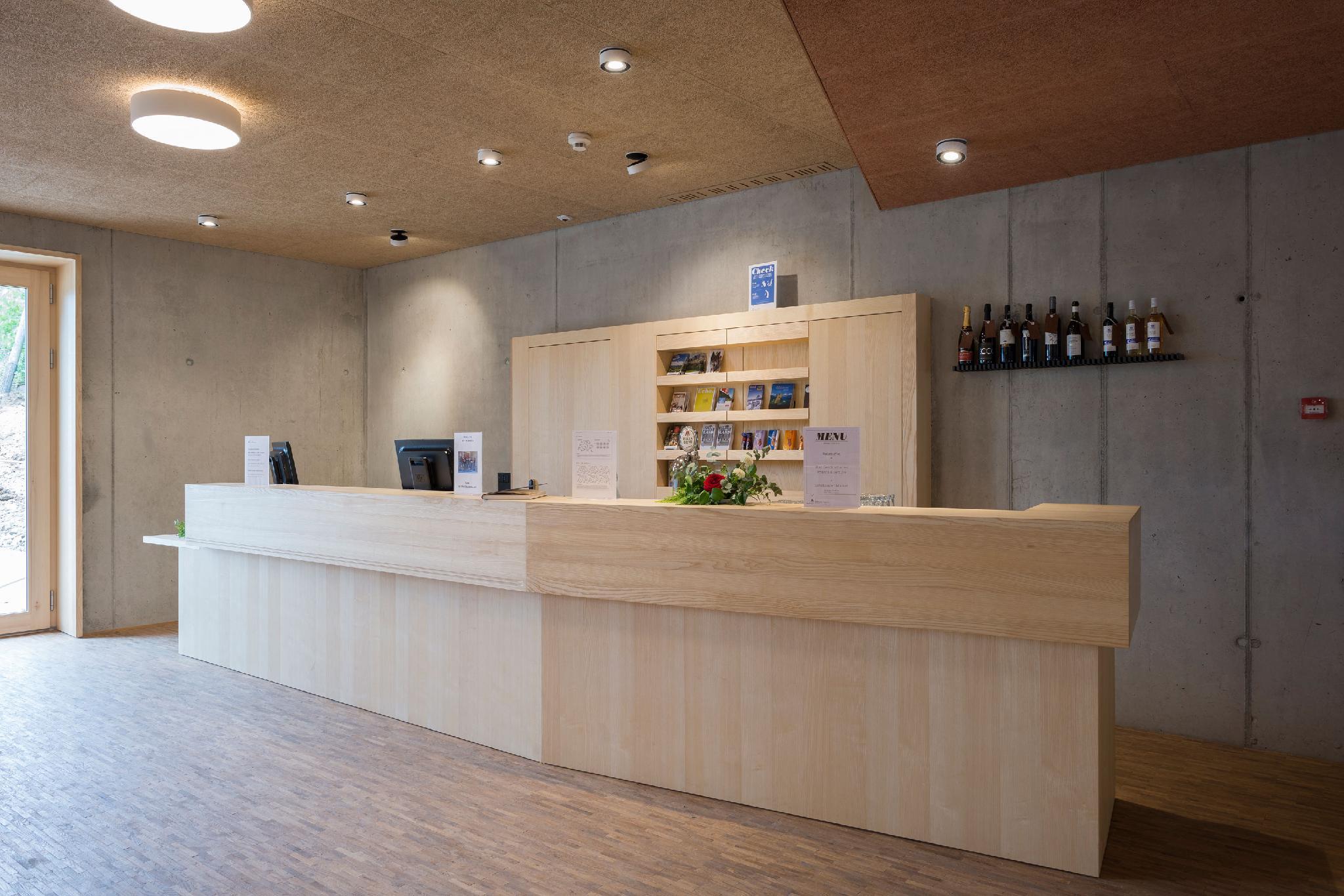 Jugendherberge Gstaad Saanenland by null