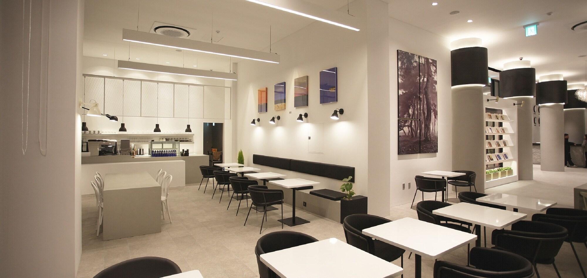 Avvio Hotel