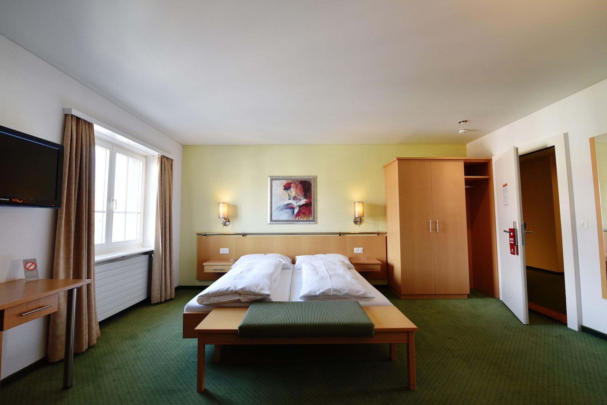 Kreuz Kappel, Landgasthof und Hotel by null