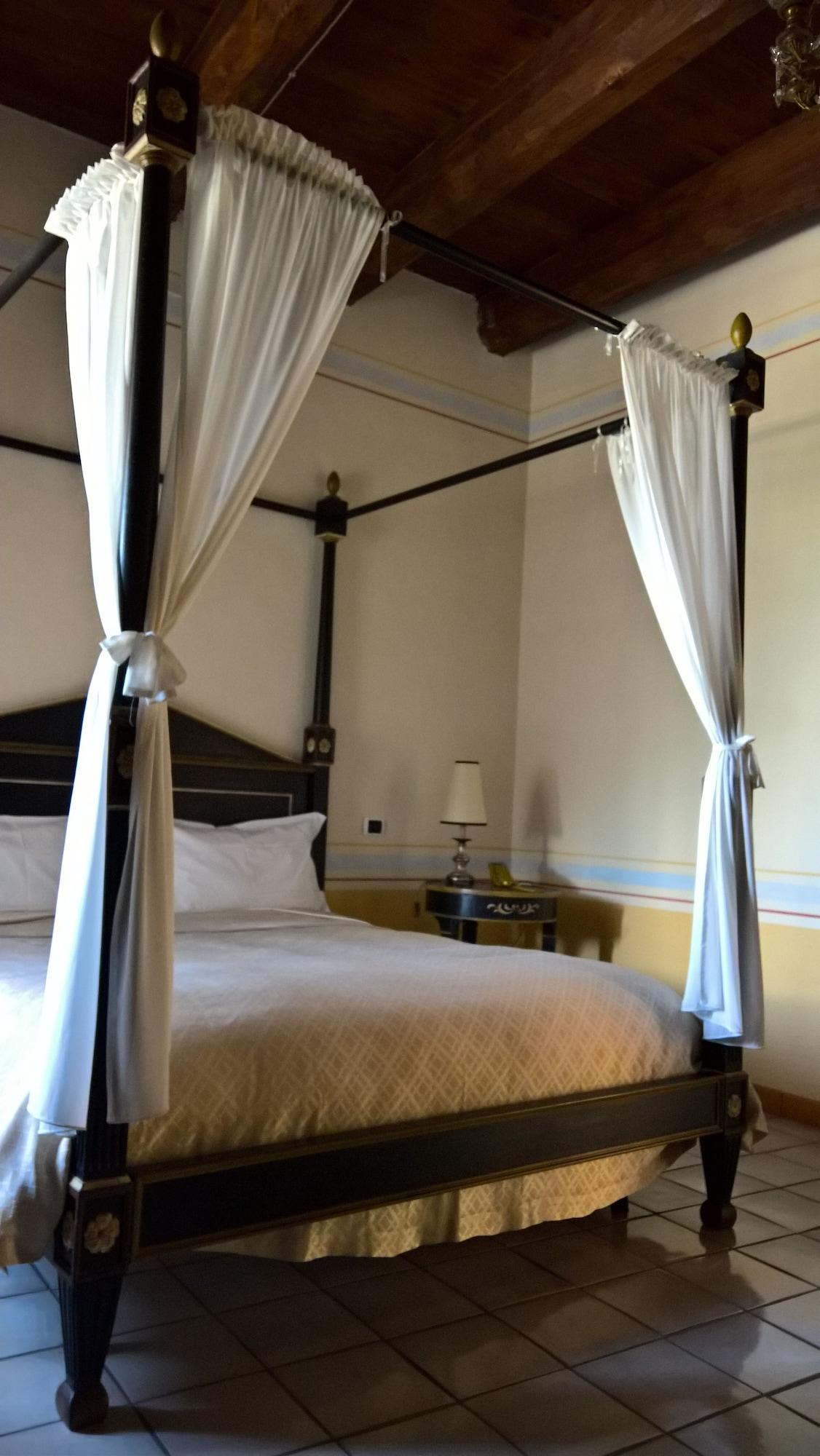 Hotel Antichi Feudi Dimora d'Epoca by null