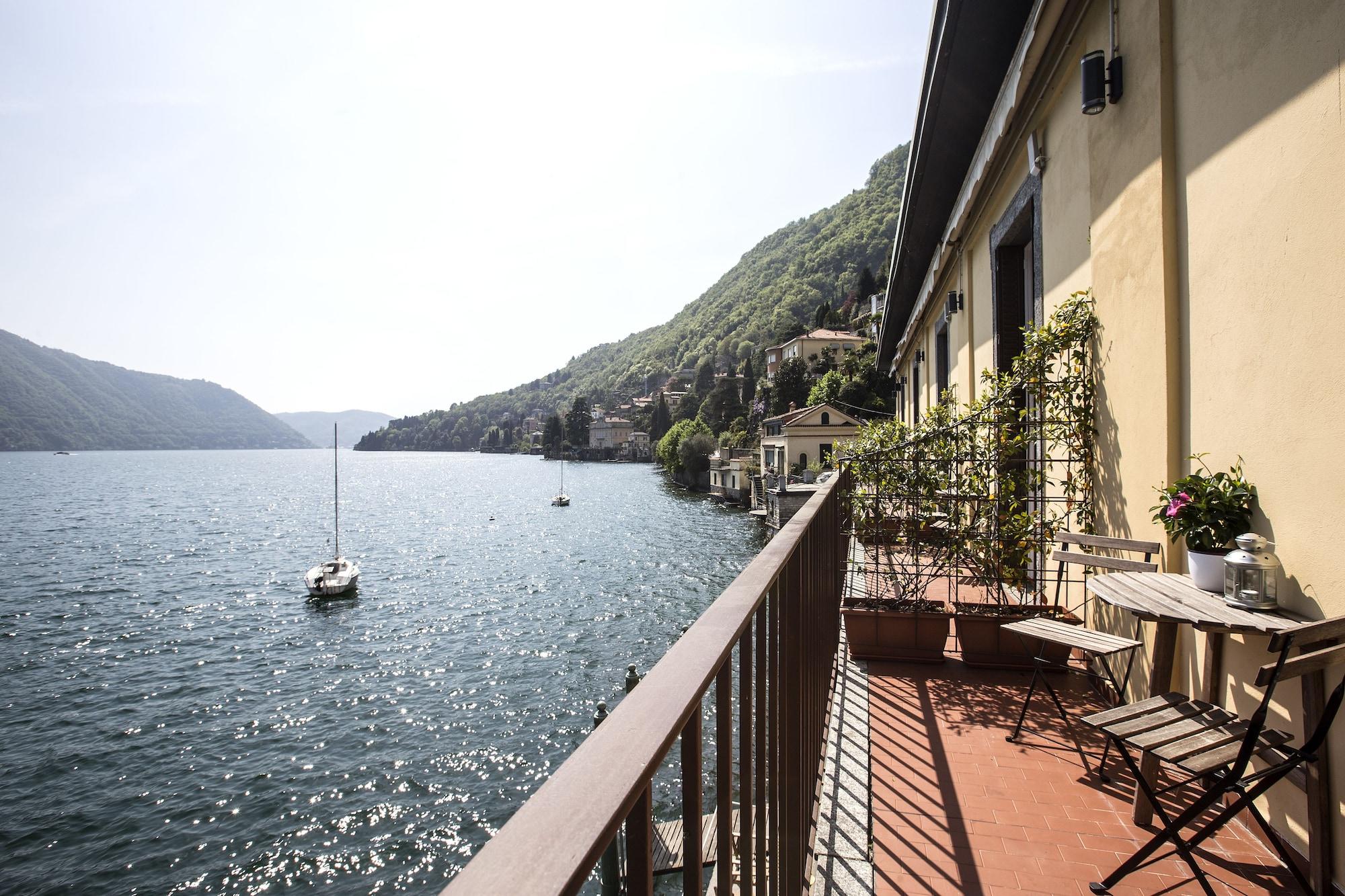 La Darsena Di Riva Grande