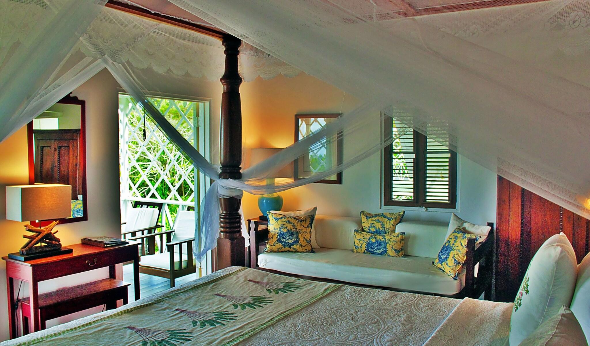 Hermitage Nevis by null